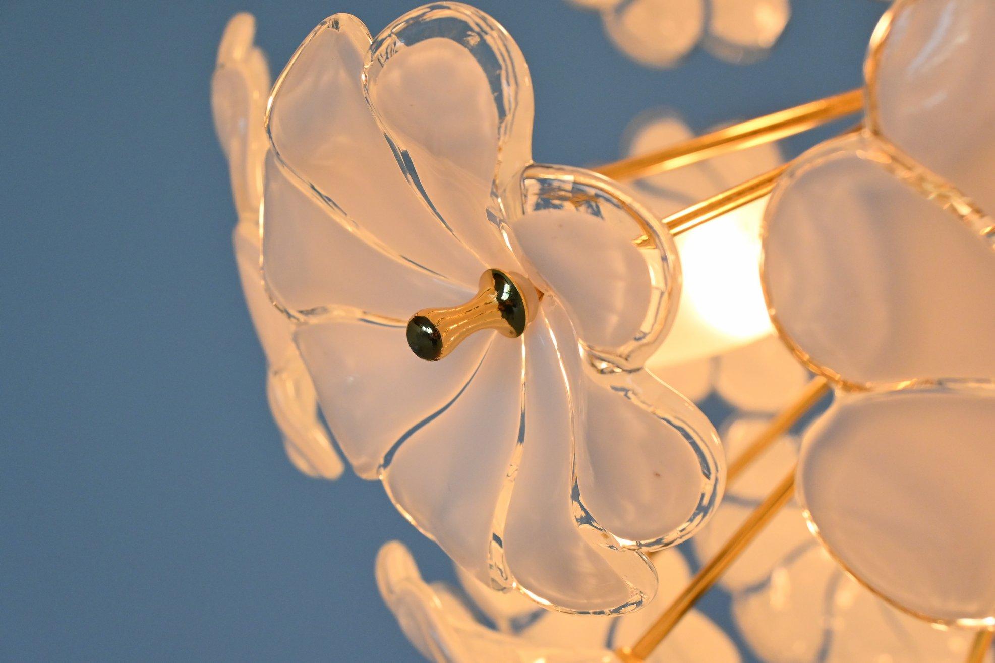 Murano Glass Lotus Sputnik Chandelier, Italy, 1970 4