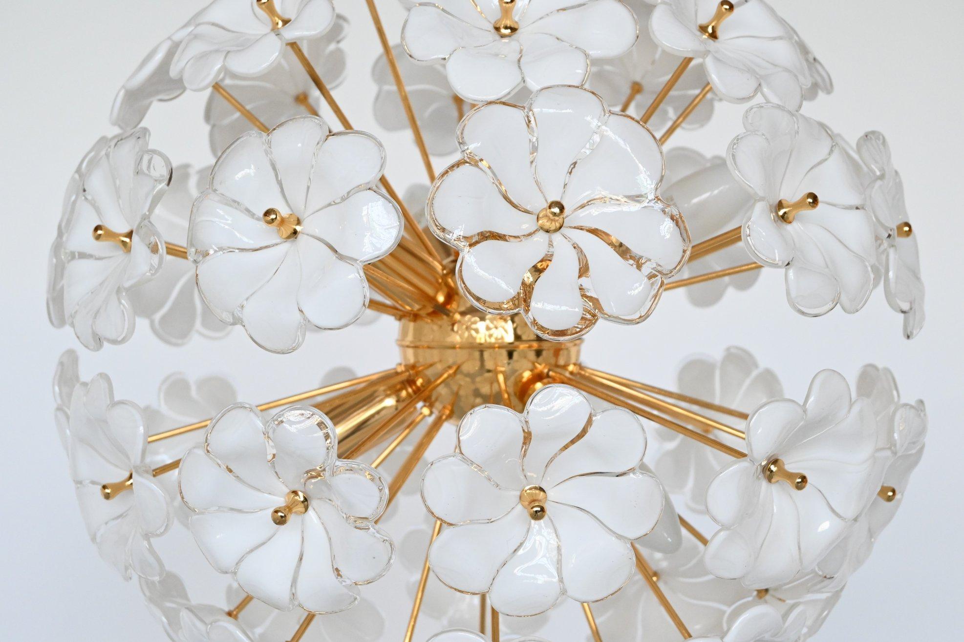 Mid-Century Modern Murano Glass Lotus Sputnik Chandelier, Italy, 1970