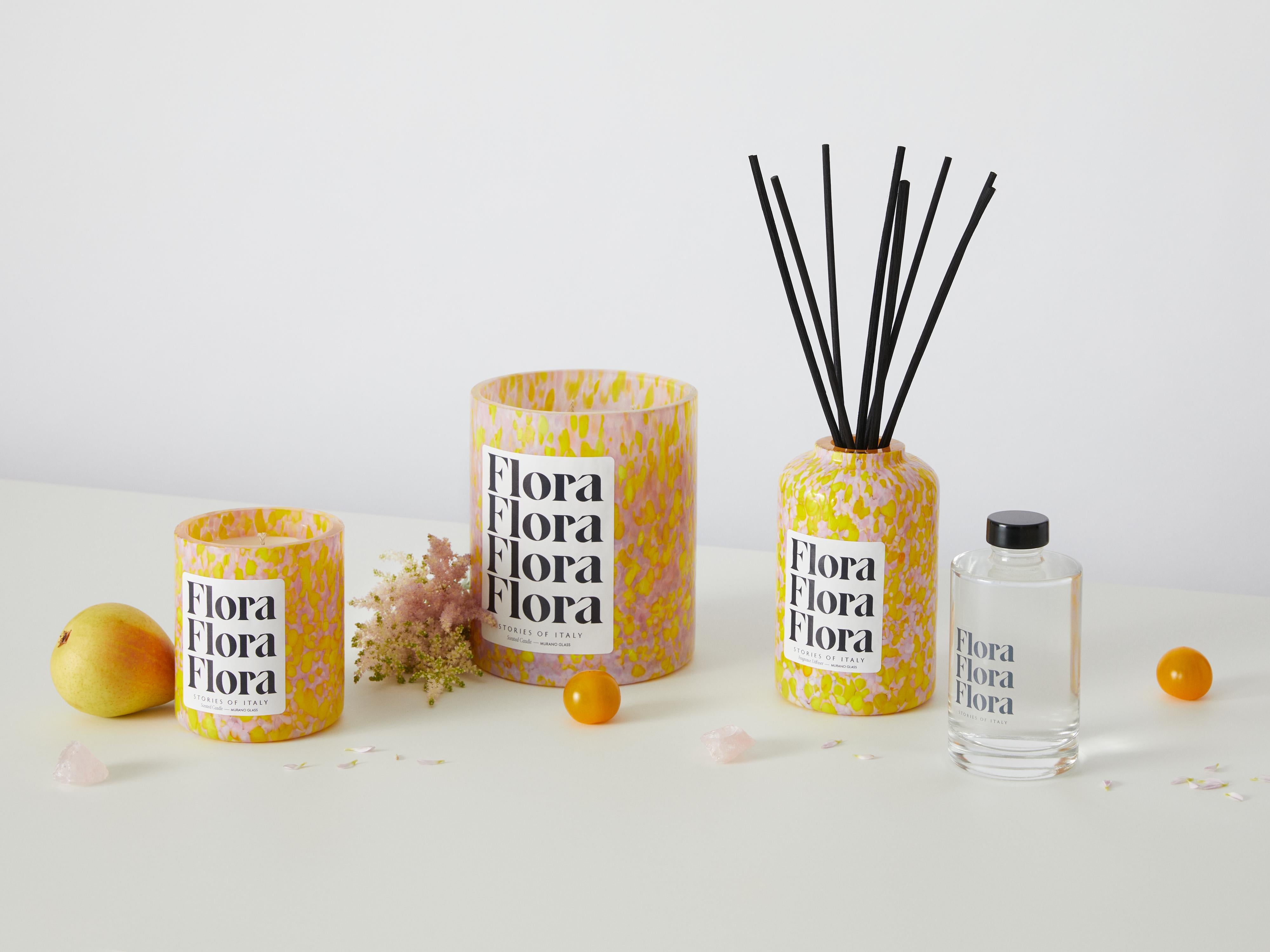 XXI secolo e contemporaneo Candela profumata Macchia su Macchia Flora in vetro di Murano di Stories of Italy in vendita