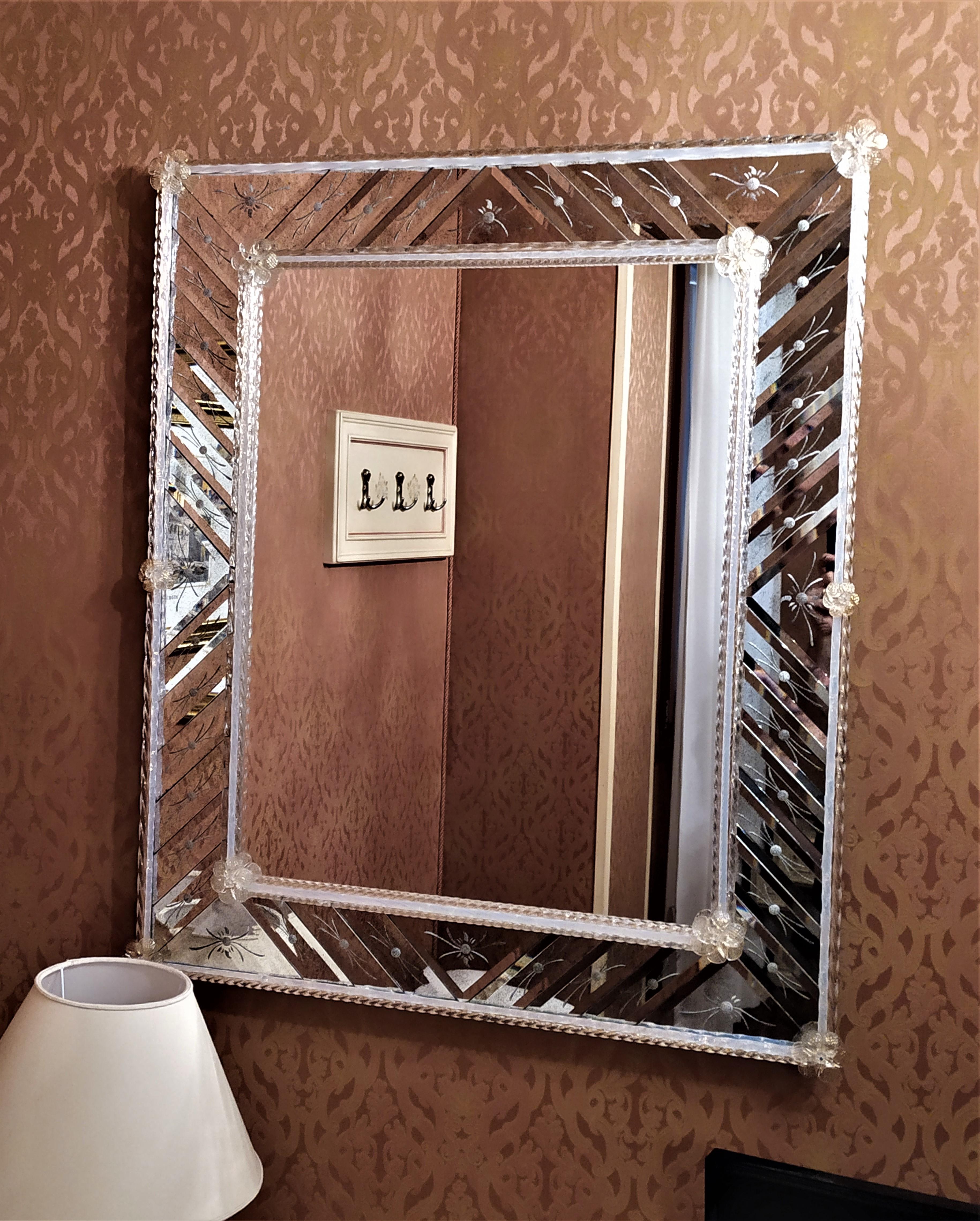 Rechteckiger Muranoglas-Spiegel „Belluno“ im venezianischen Stil von Fratelli Tosi (Italienisch) im Angebot