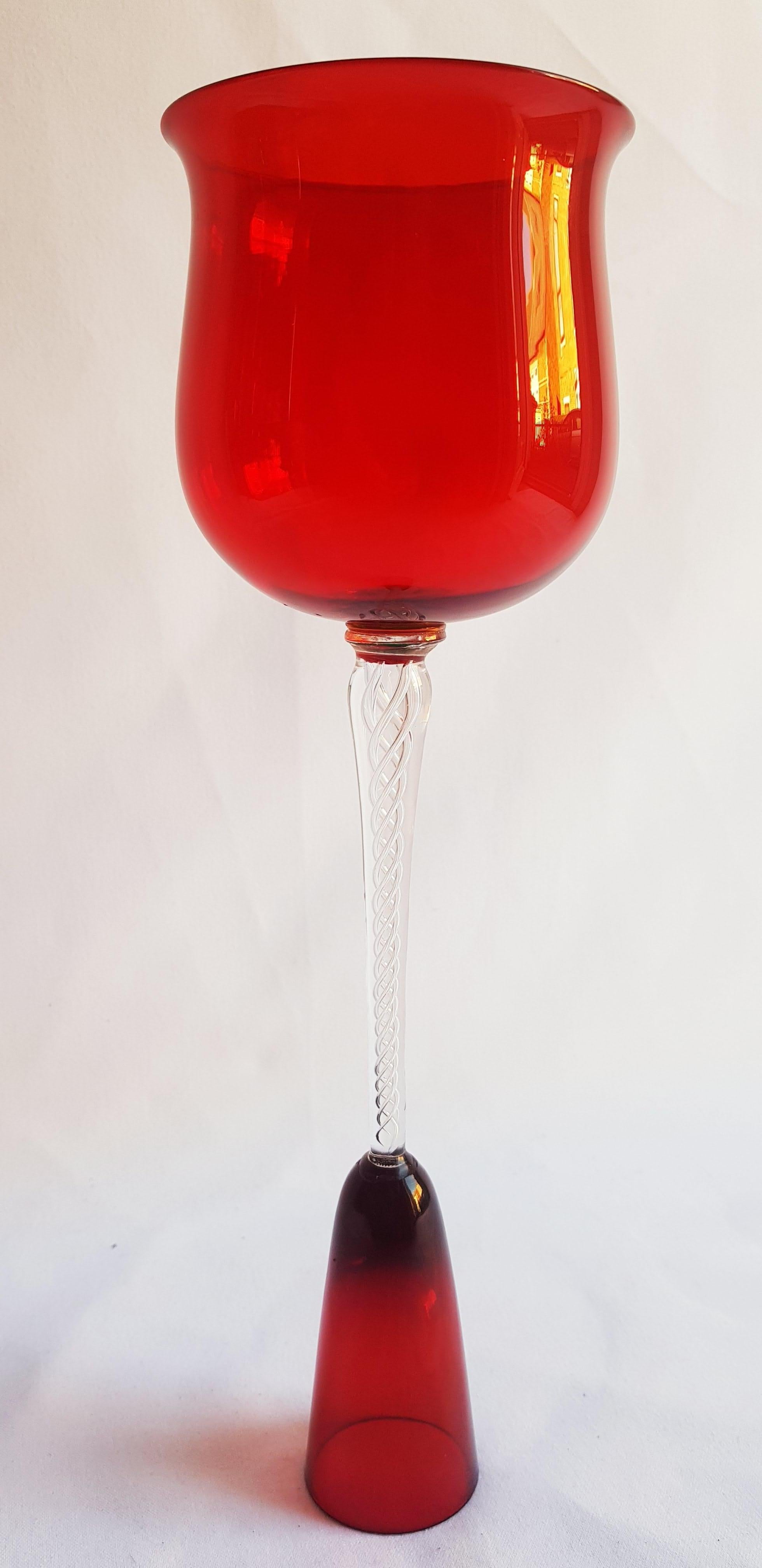 Beautiful vitange murano glass ruby red goblet, with clear blown swirled glass, large decorative goblet perfect condition.