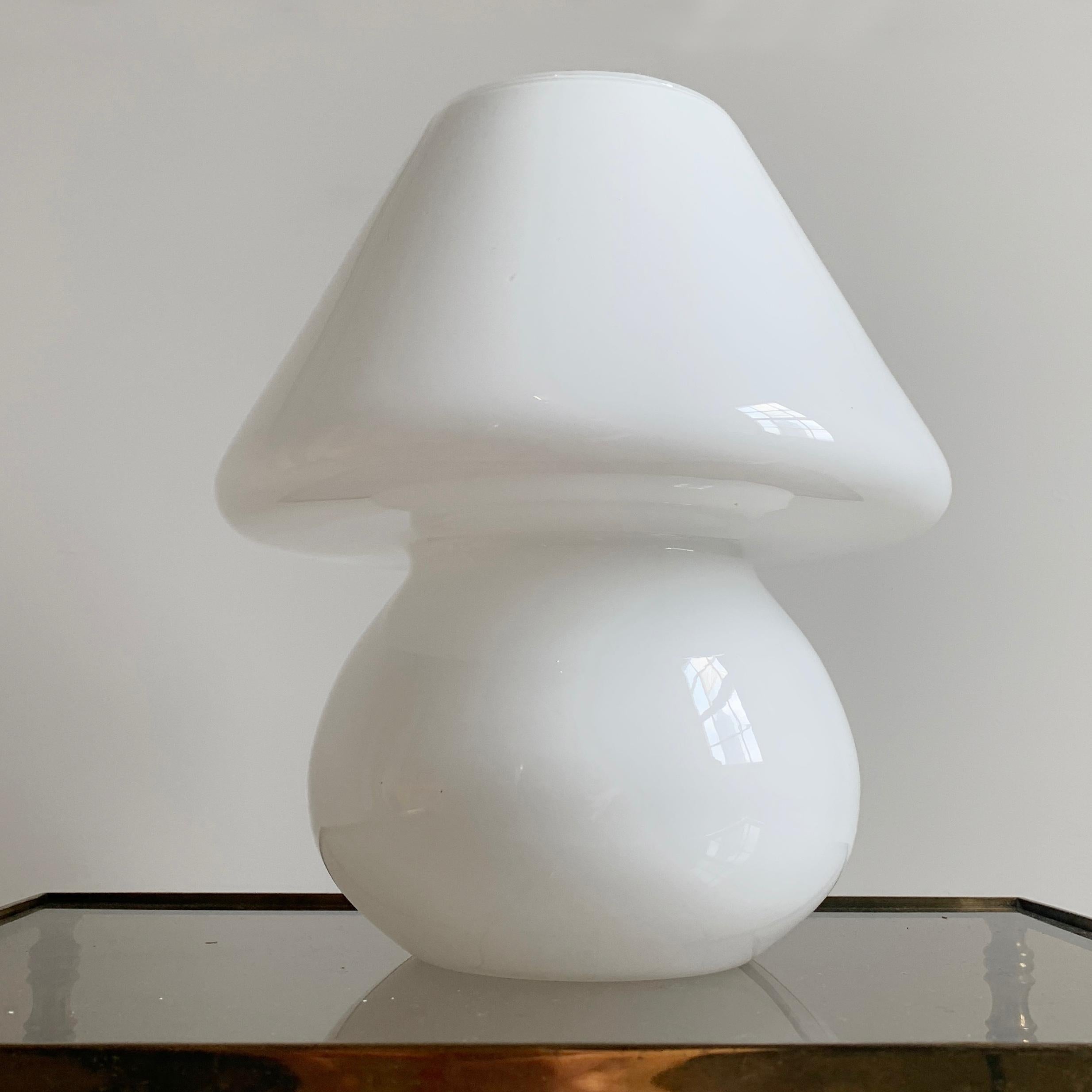 Italian Murano Glass Mushroom Lamp, 1970's