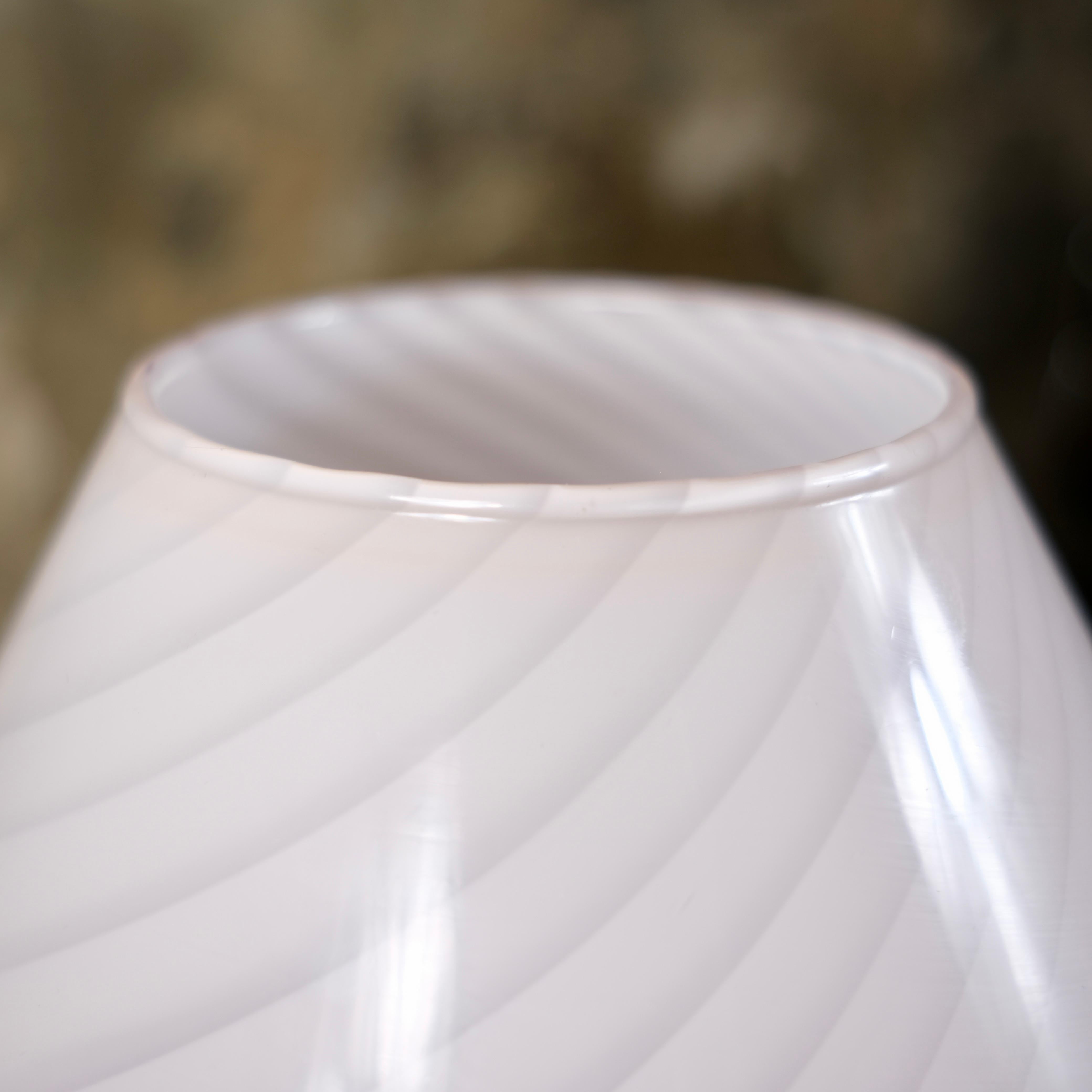 Murano glass mushroom lamp, pinky tone, made in Italy, 1970s 1