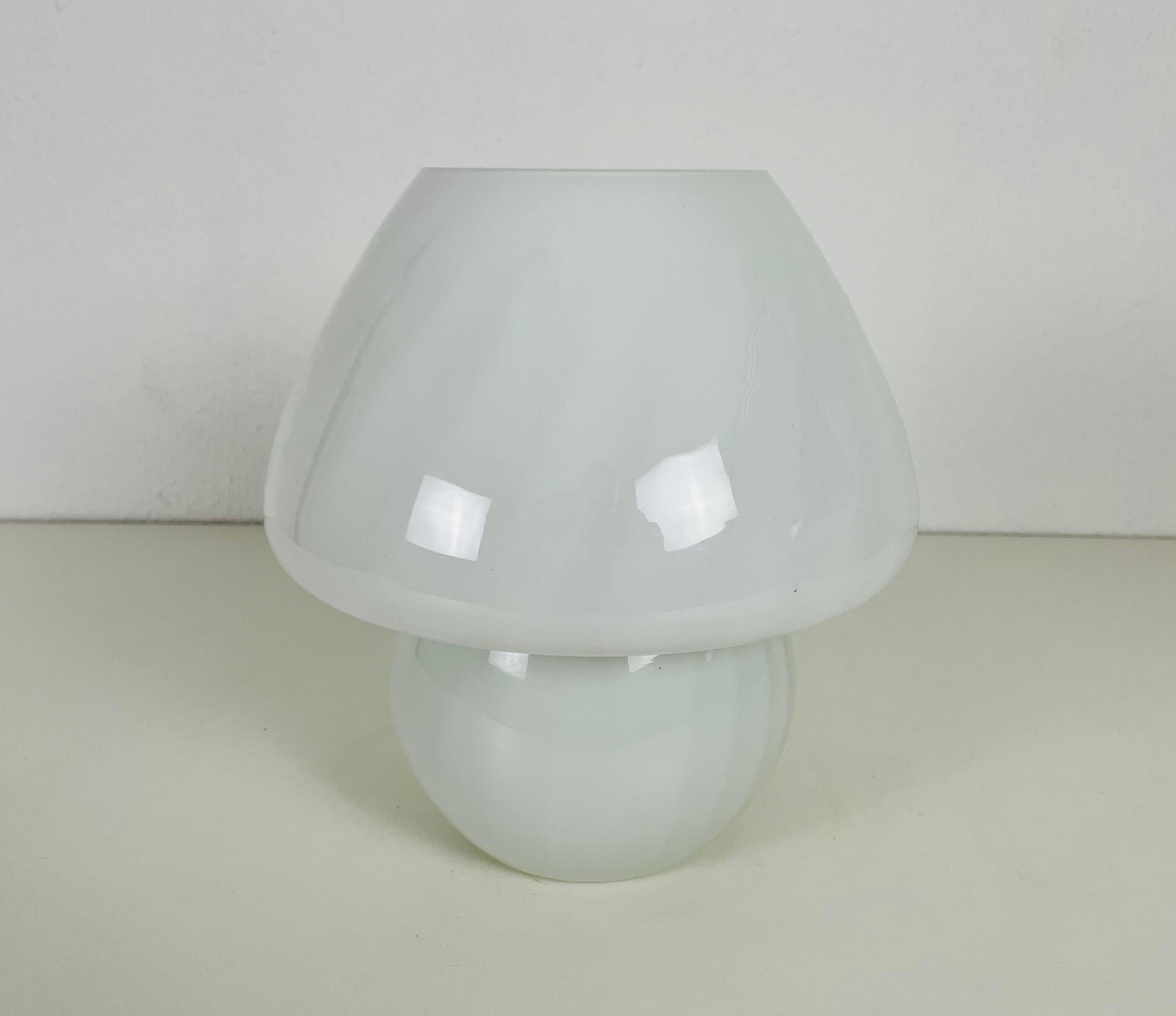 Late 20th Century Murano Glass Mushroom Table Lamp by Vetri D‘Arte, Italy, 1970s For Sale