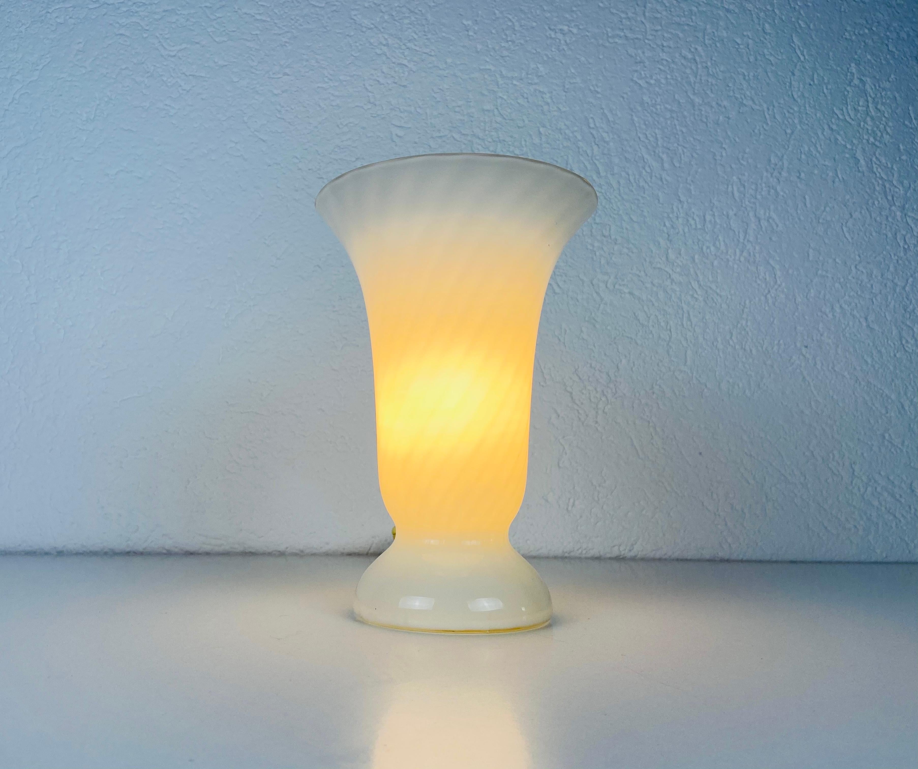 Lampe de bureau champignon en verre de Murano par Vetri dArte, Italie, 1970 en vente 1