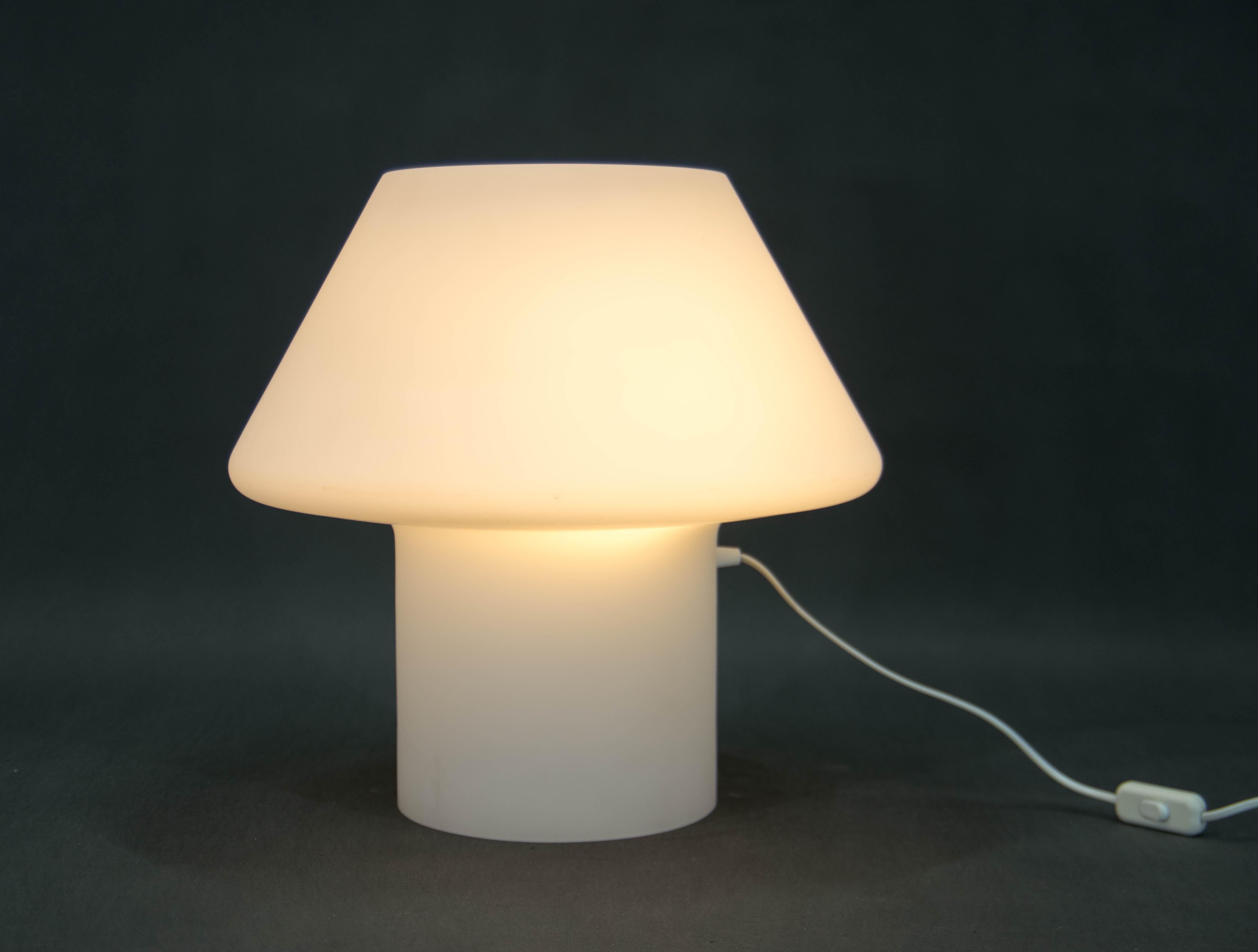 italien Lampe de table champignon en verre de Murano, Italie, années 2000 en vente