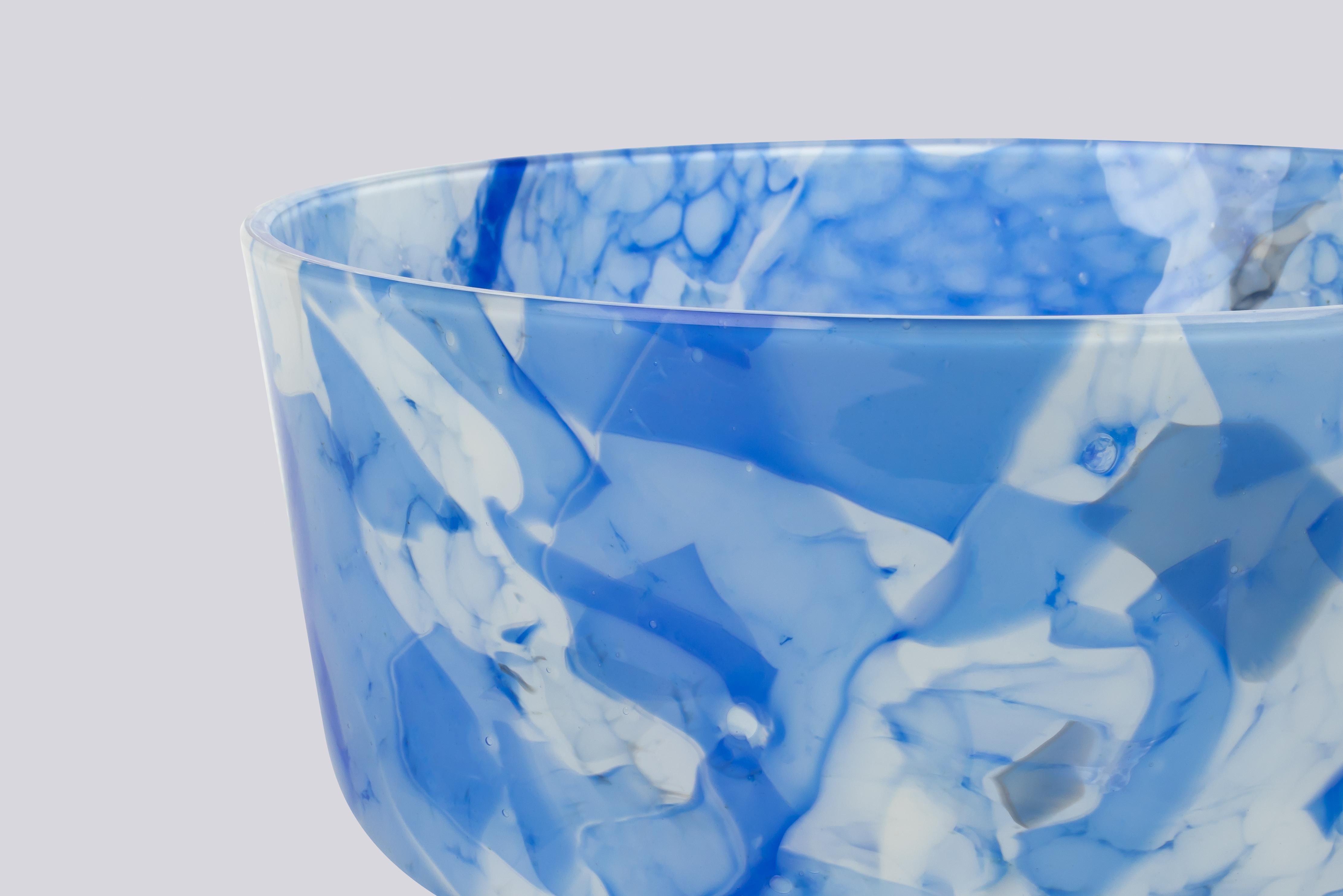 Hand-Crafted Murano Glass Nougat Blue Bowl Large by Stories of Italy For Sale