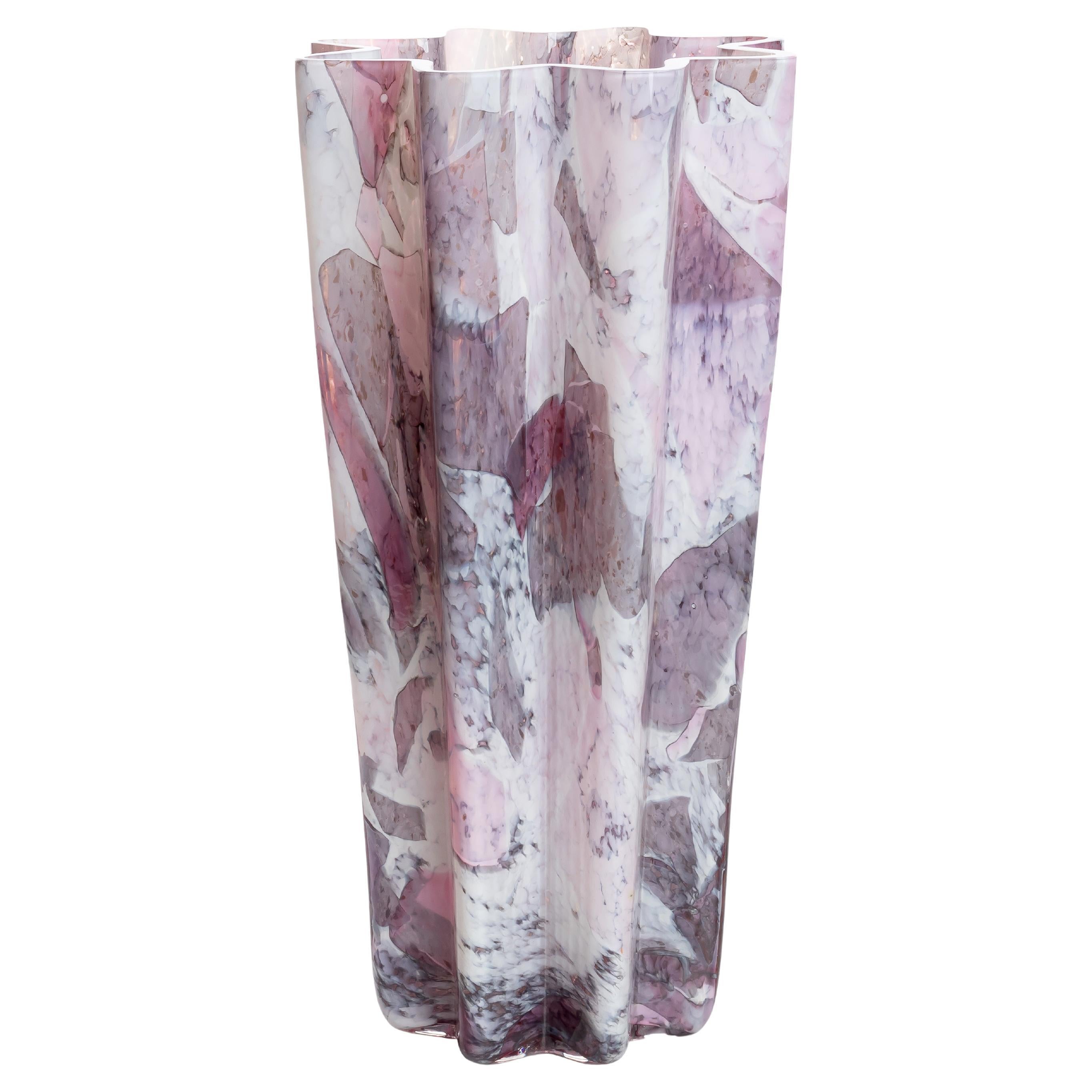 Vase seau en verre de Murano rose nougat par Stories of Italy