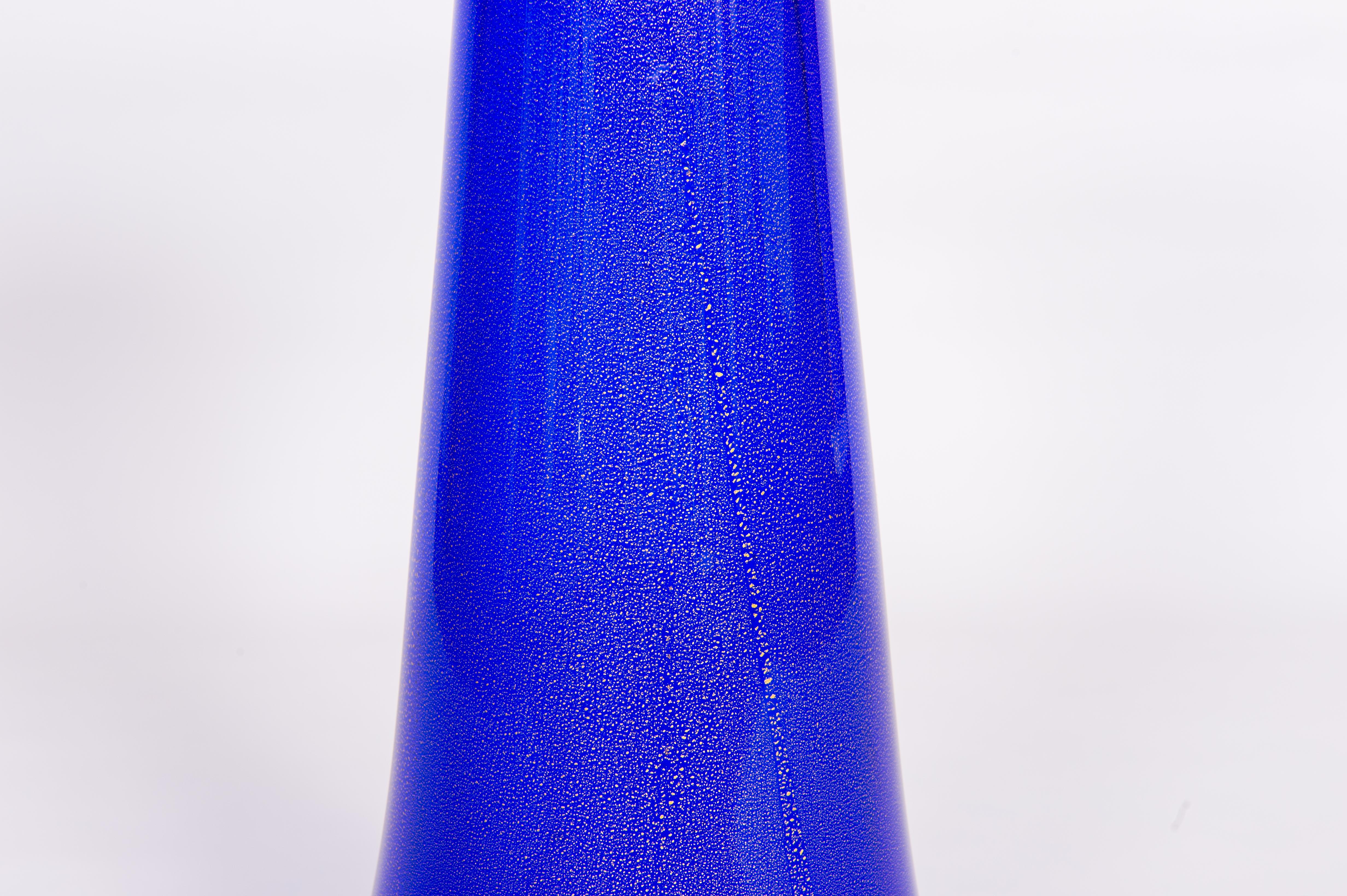 Table d'appoint en verre de Murano par Vintage Murano Gallery dans les années 1980 en vente 4
