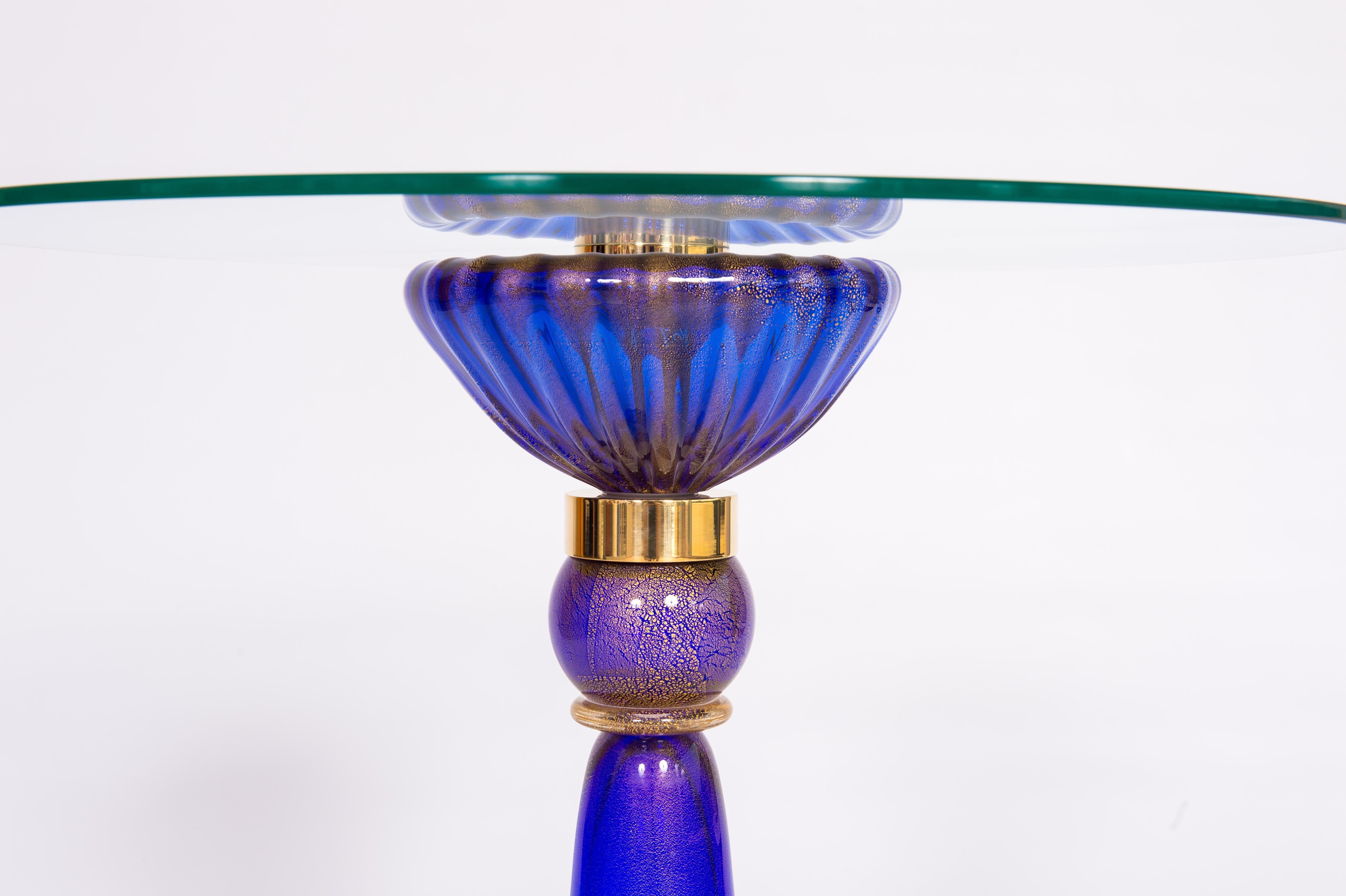 Fin du 20e siècle Table d'appoint en verre de Murano par Vintage Murano Gallery dans les années 1980 en vente