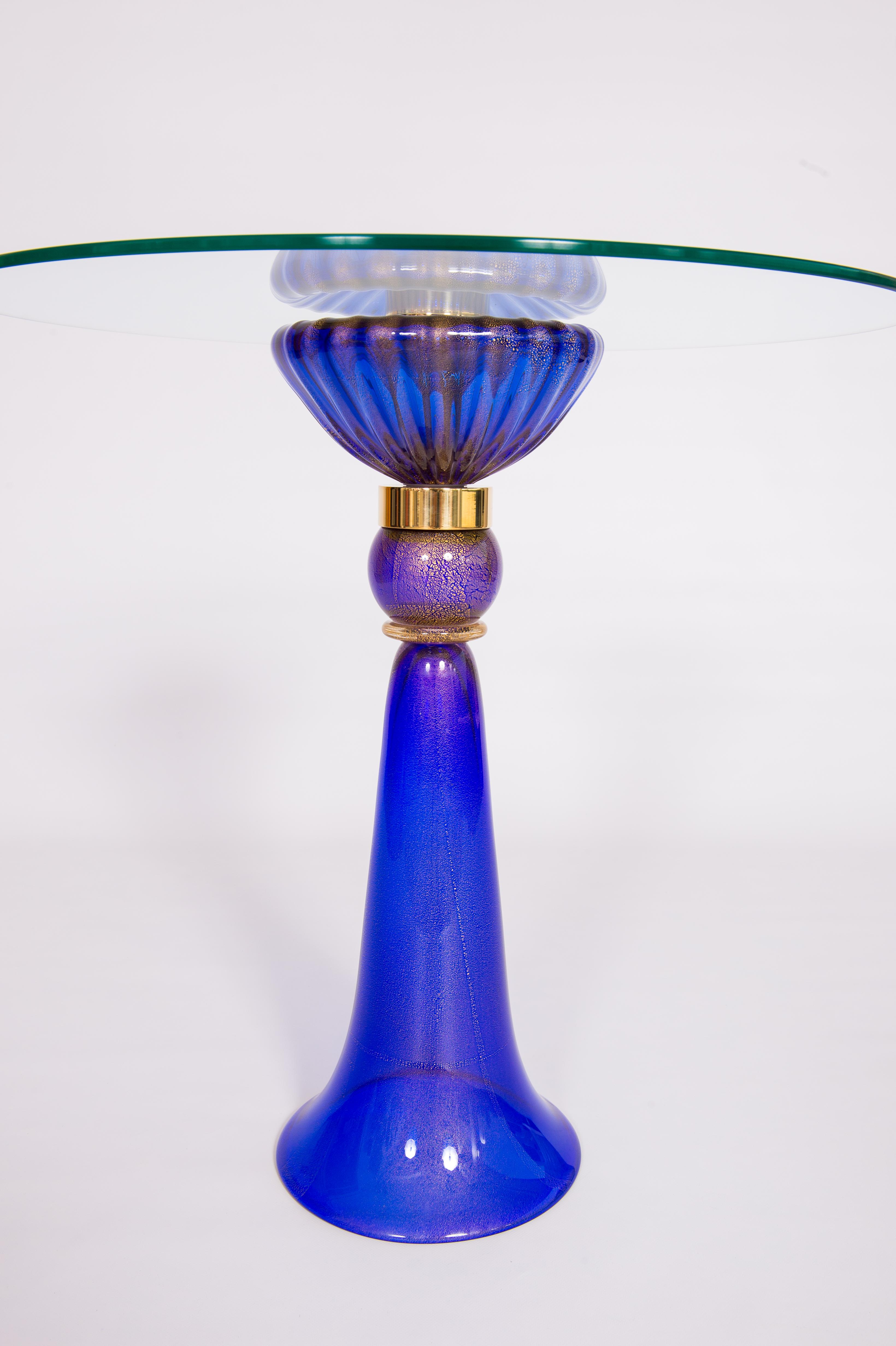 Table d'appoint en verre de Murano par Vintage Murano Gallery dans les années 1980 en vente 1