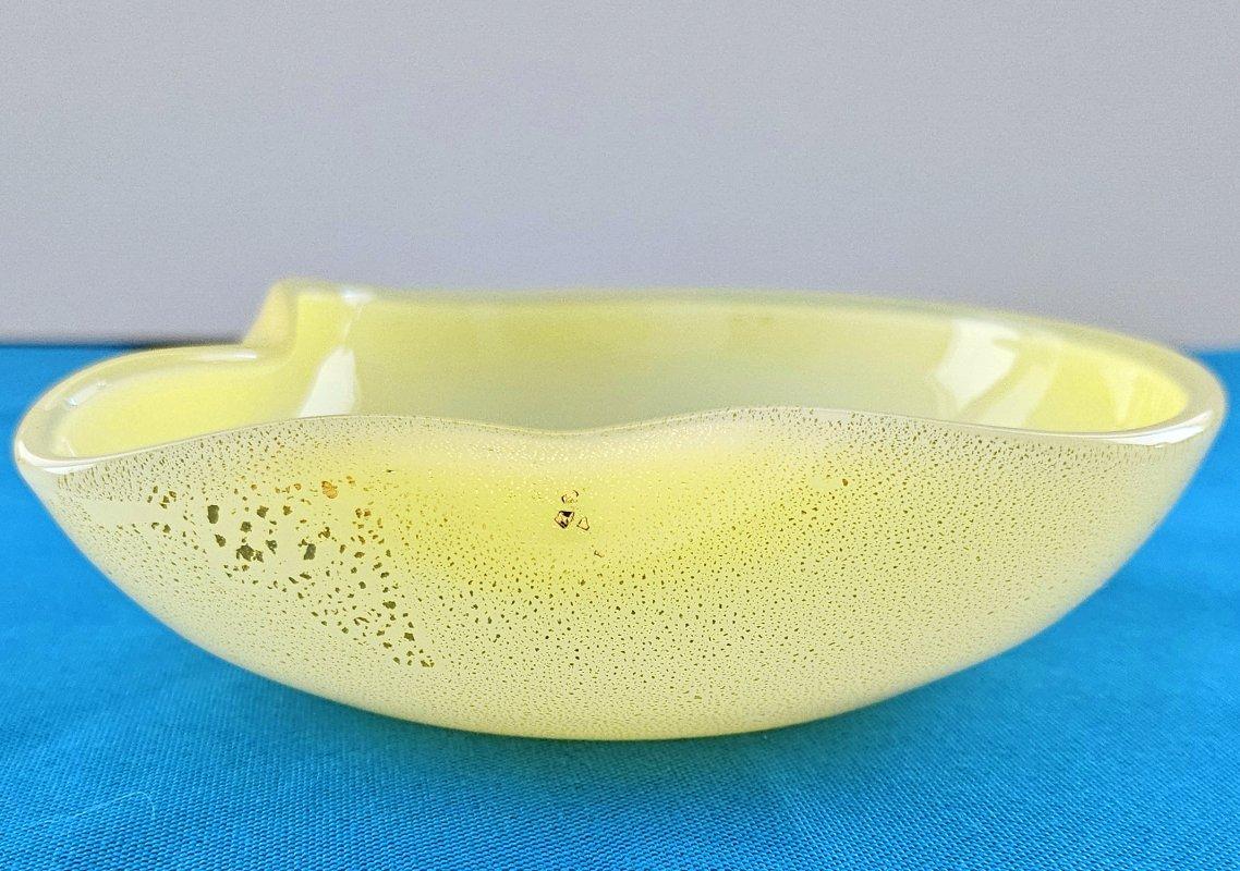 Other Murano Glass Opaline Yellow Bowl with Gold Polveri/Fleck For Sale
