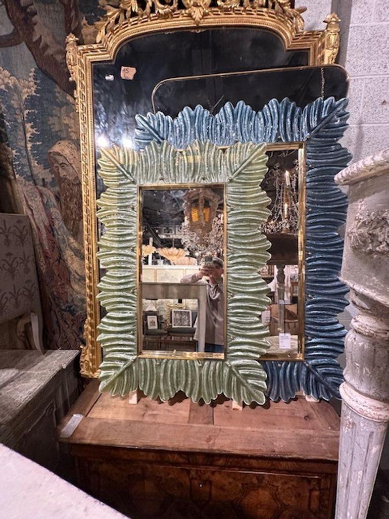 Murano Glass Palm Leaf Mirror In Good Condition For Sale In Dallas, TX