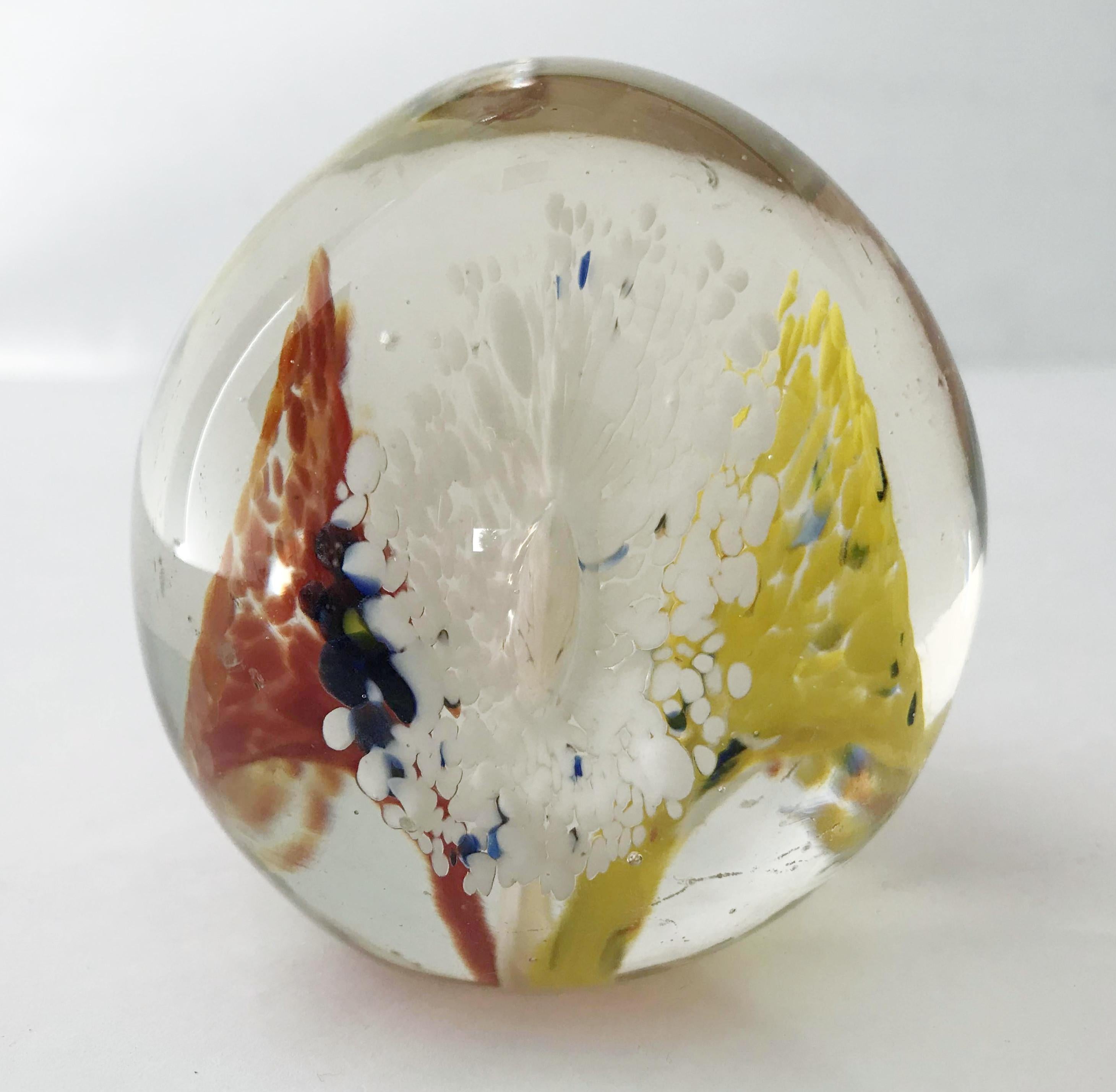 Vintage Italian Murano glass paperweight hand blown with three flowers inside, made in Italy, circa 1960s
Measures: diameter 2.5 inches, height 2.5 inches
1 in stock in Palm Springs ON 50% OFF SALE for $199 !
Order reference #: FABIOLTD G154
This