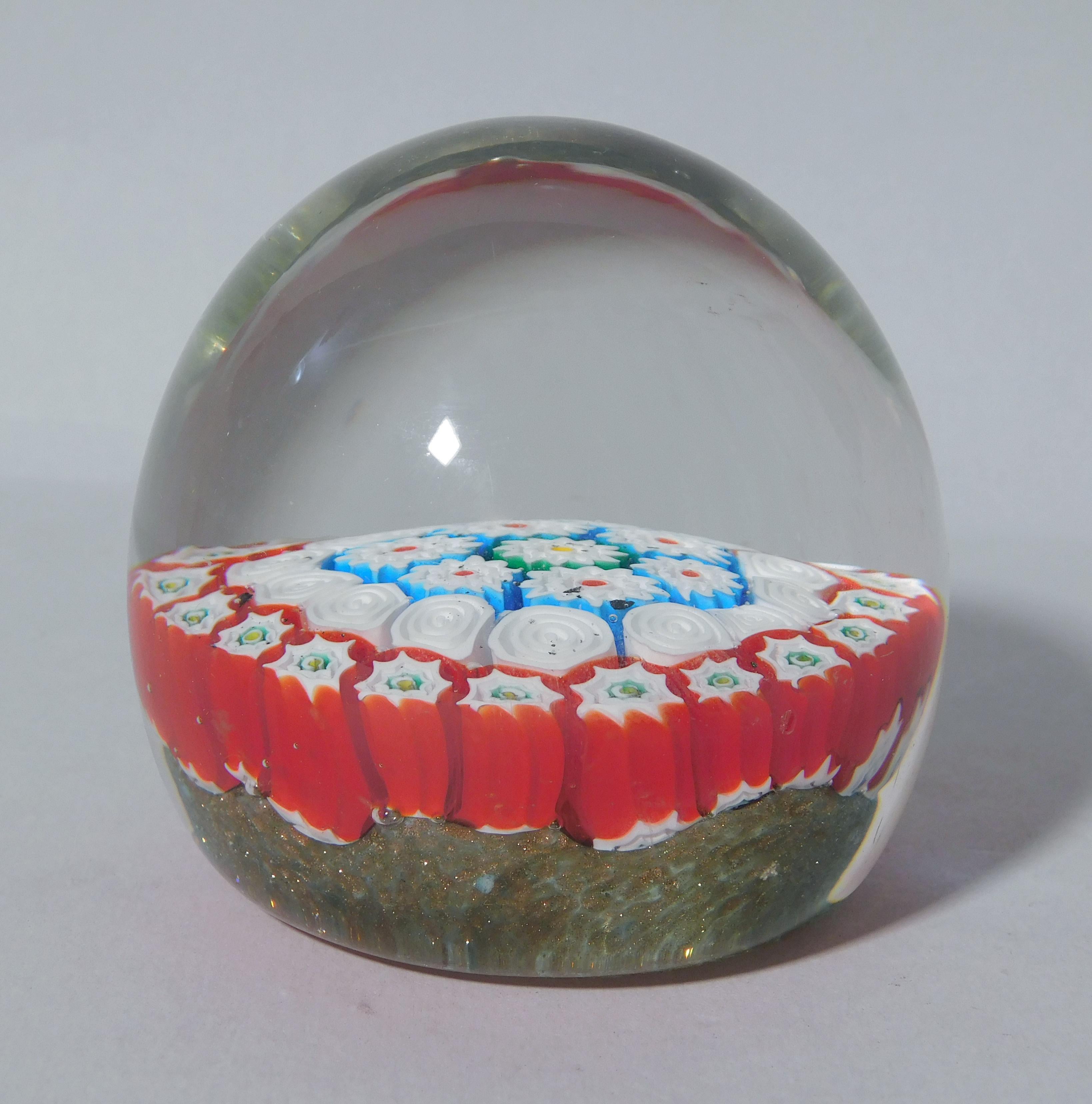 Mid-Century moderno Fermacarte in vetro di Murano in vendita