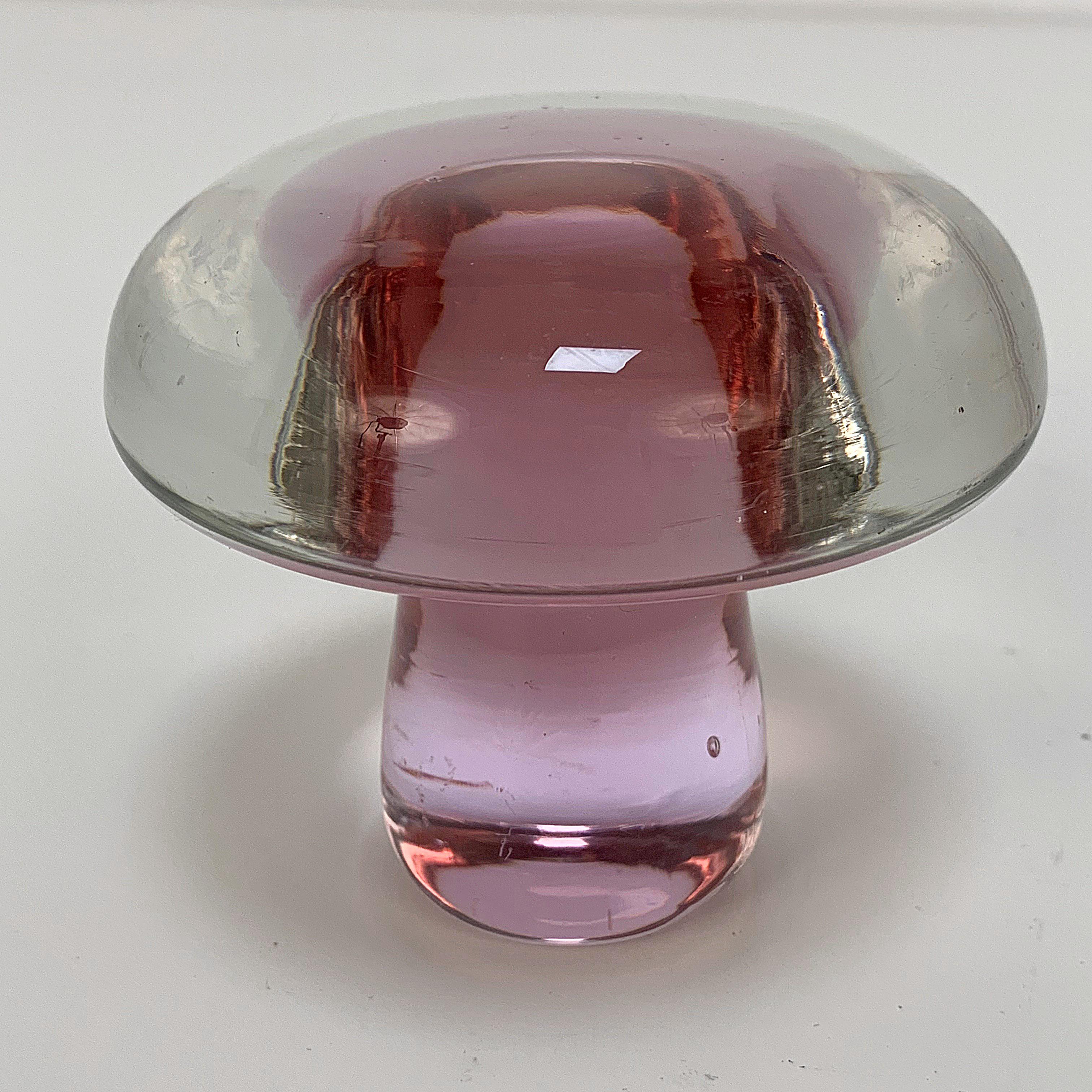 Murano glass paperweight in the shape of a mushroom, Italy 1960s. Pink glass.