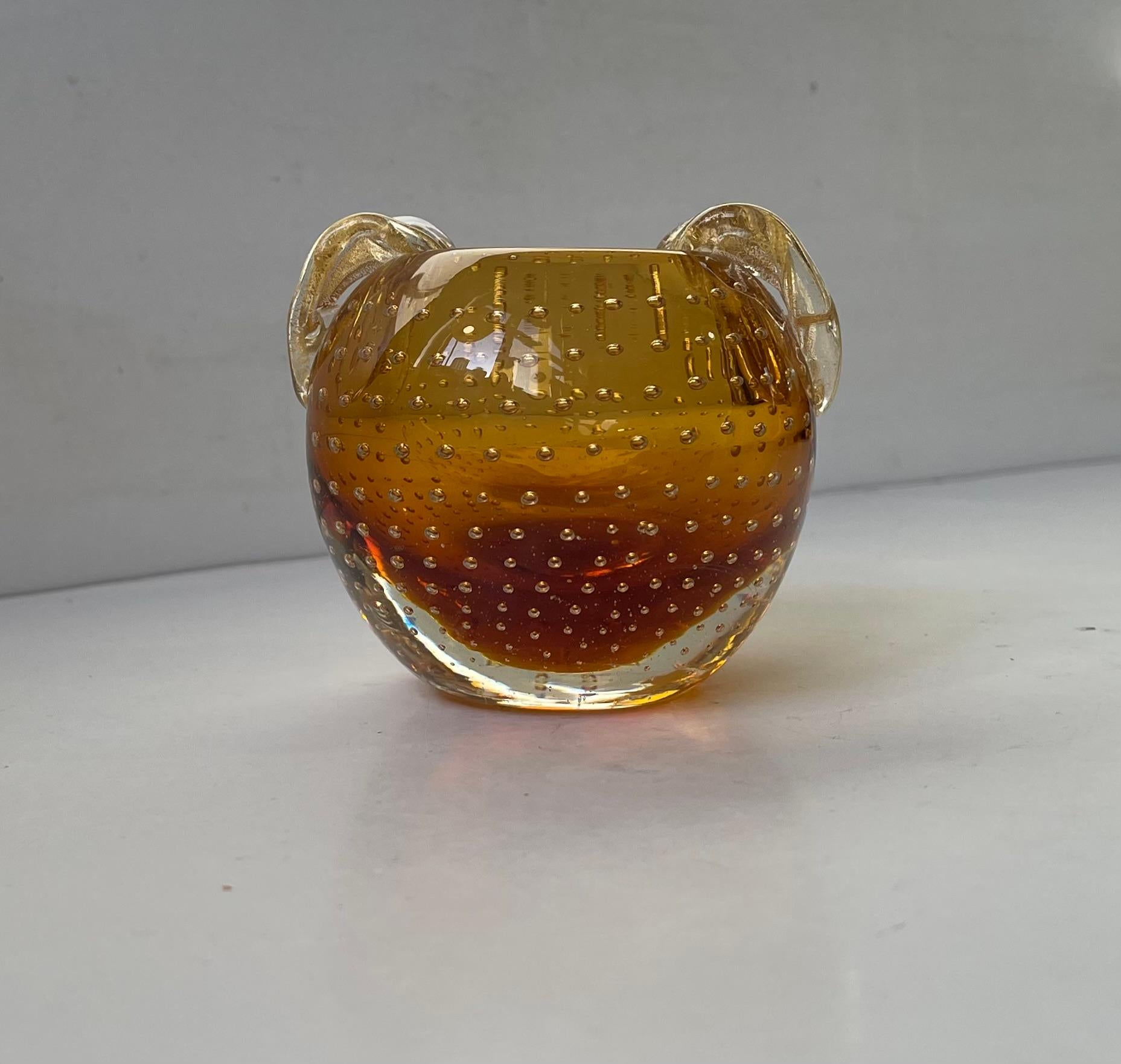 Mid-Century moderno Vaso in vetro di Murano con bolle d'aria e fogliame dorato in vendita
