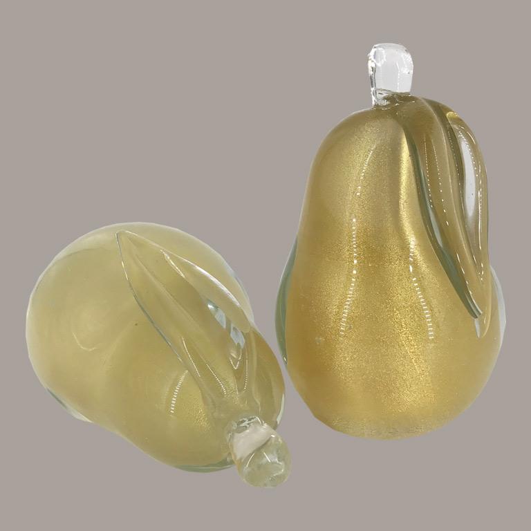 Oranment Murano Glass Pears, Made in Italy around 2000's
Gold glass
Set of 2 pieces