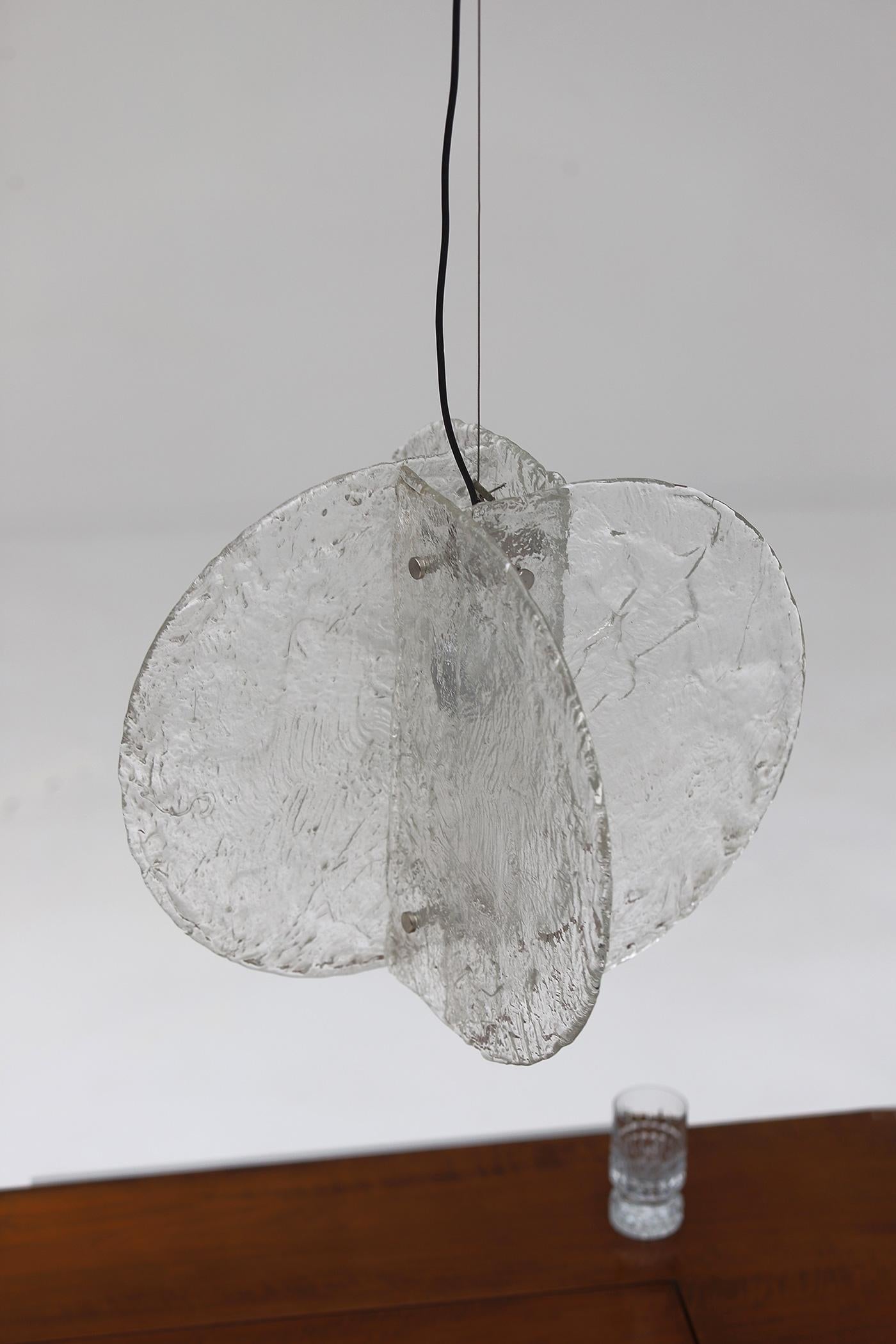 Milieu du XXe siècle Pendentif en verre de Murano par Carlo Nason pour Mazzega, Italie, années 1960 en vente