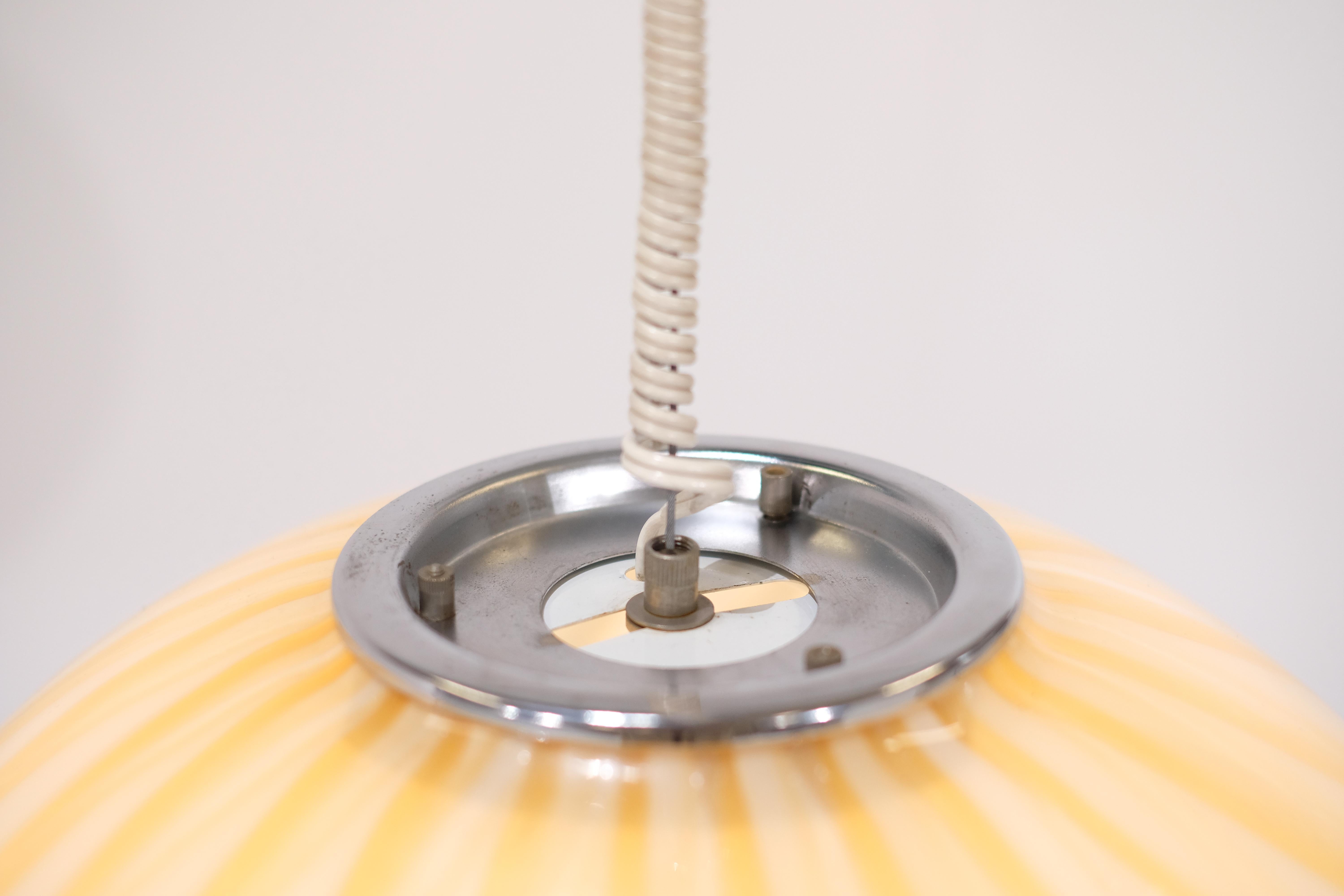 Mid-20th Century Murano Glass pendant Lamp in the style of Venini - 1960 For Sale
