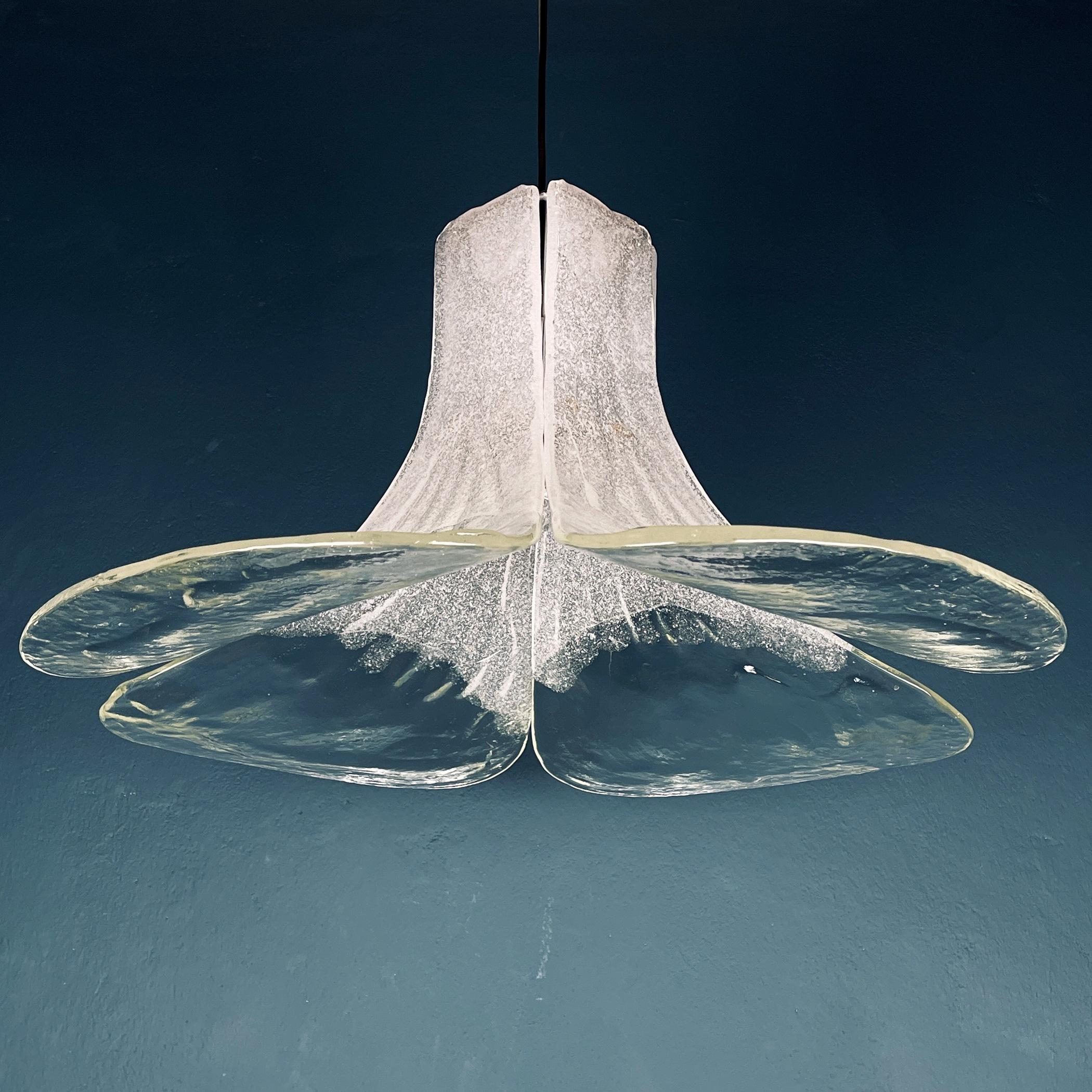 Murano glass pendant lamp Flower by Carlo Nason for AV Mazzega Italy 1970s  For Sale 6