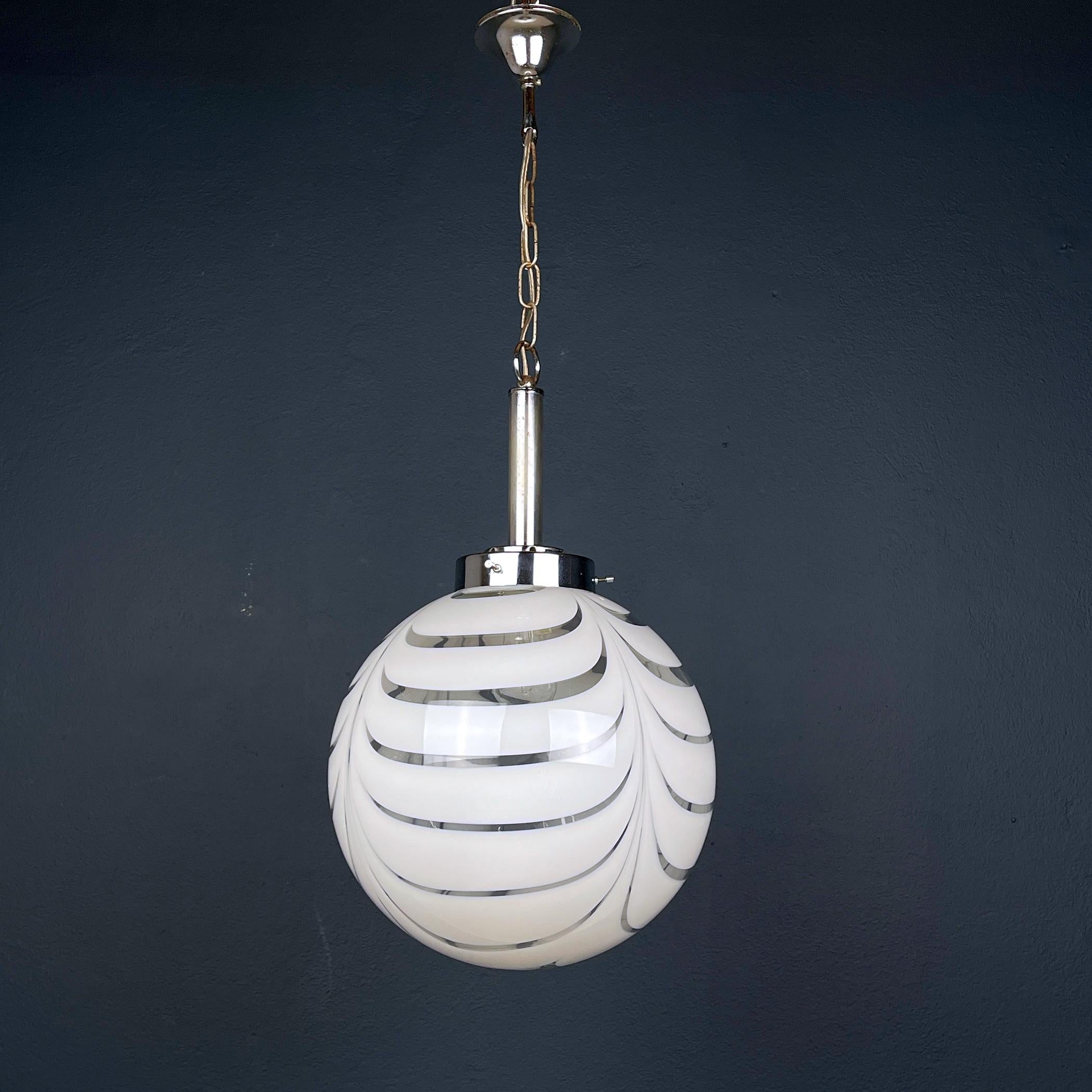 Murano glass pendant lamp Italy 1960s For Sale 4