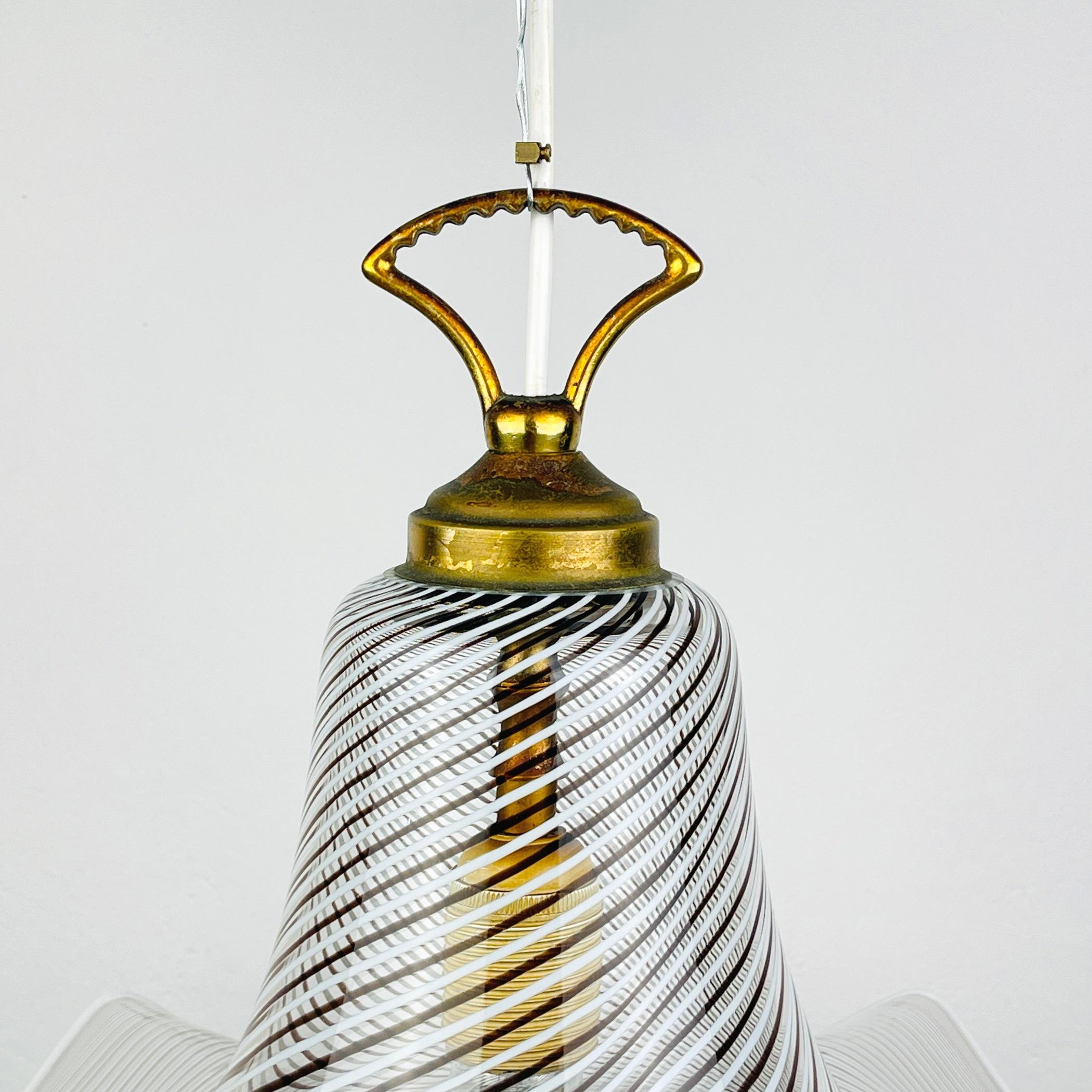 Italian Murano glass pendant lamp Italy '70s For Sale