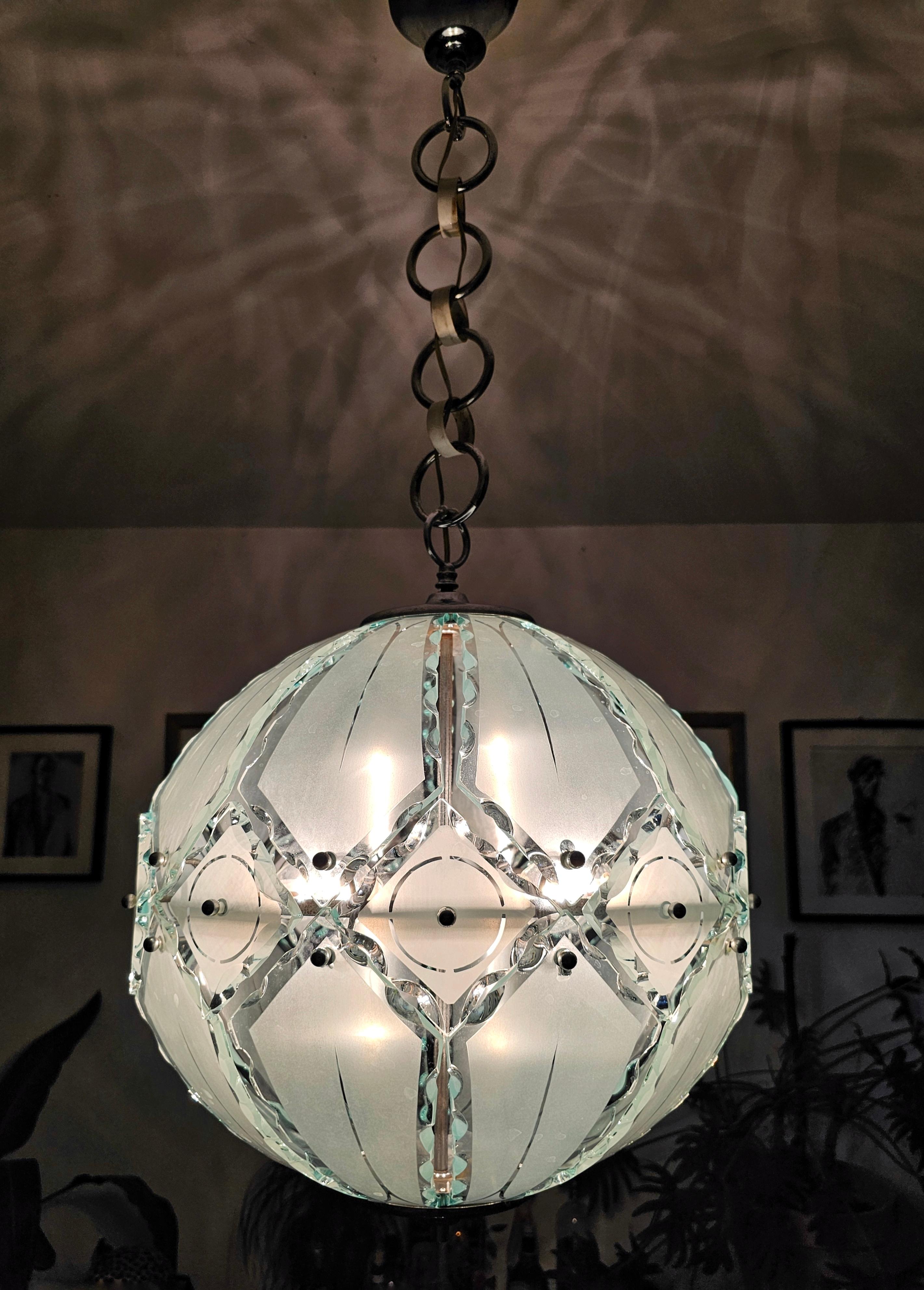 Mid-Century Modern Murano Glass Pendant Light by Fontana Arte and Zero Quattro, Italy 1970s For Sale