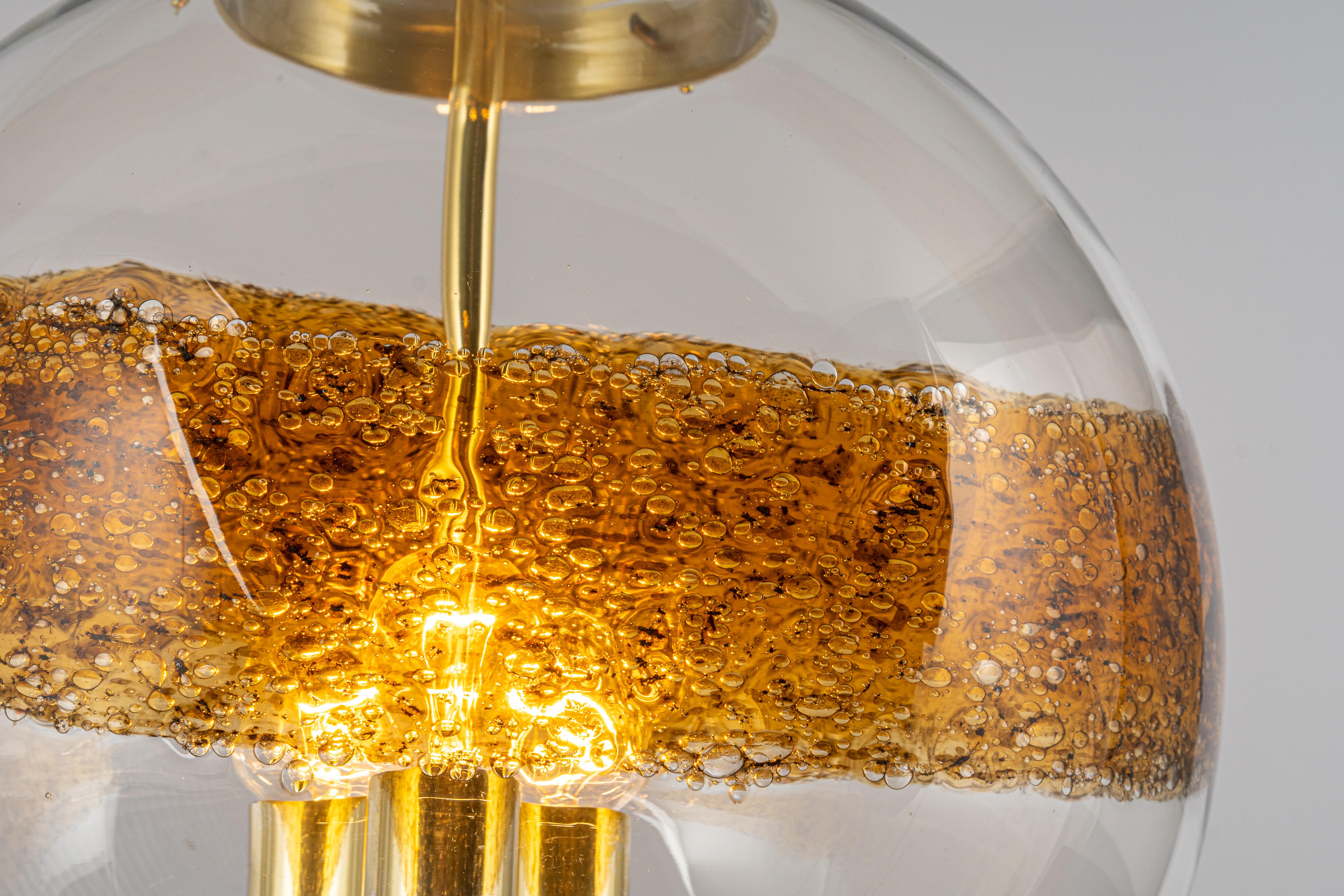 Laiton Lampe à suspension en verre de Murano conçue par Kaiser, Allemagne, années 1960 en vente