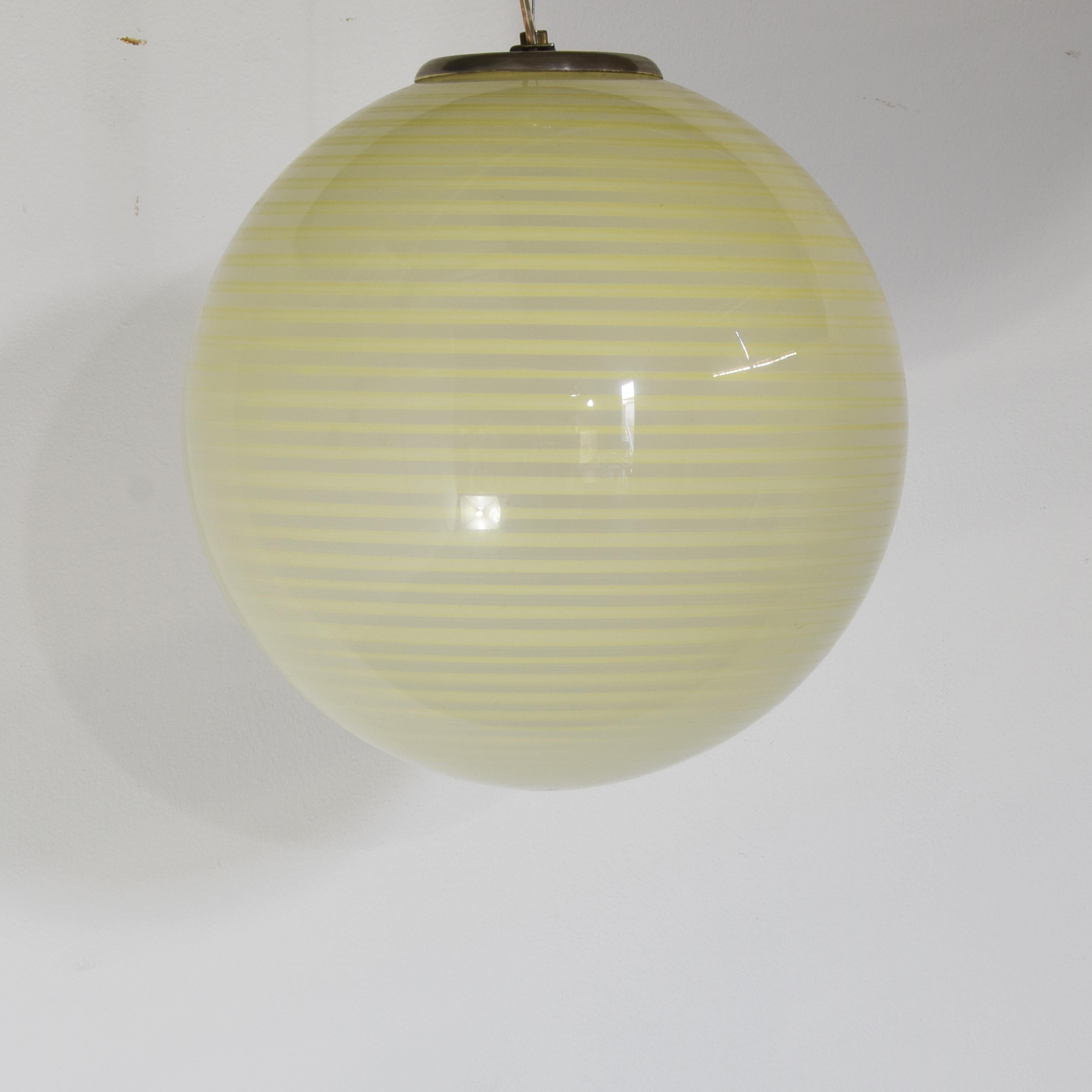 Murano glass pendant – Venice 1950s att.Venini . Italian en venta