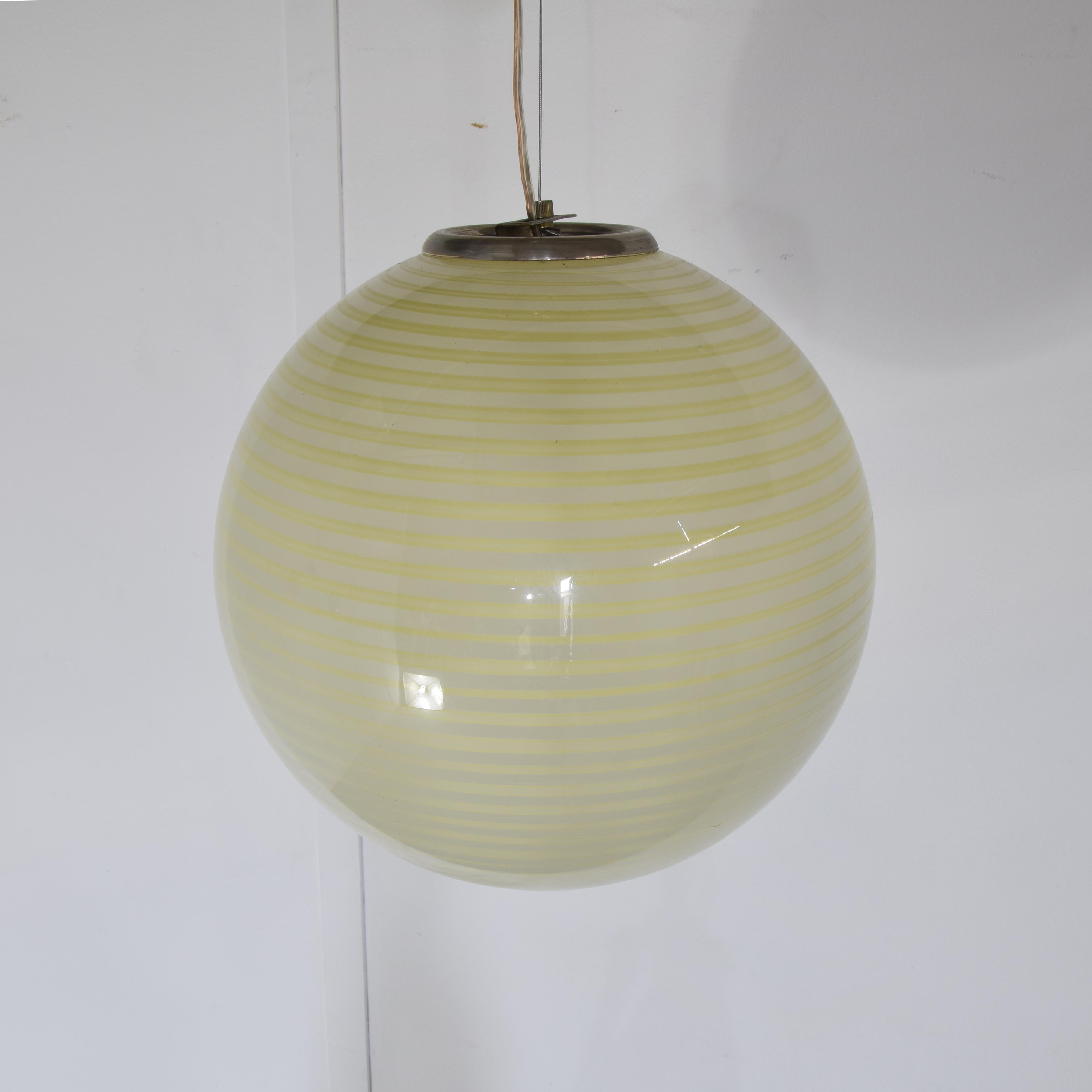 Murano glass pendant – Venice 1950s att.Venini . en Bueno estado para la venta en bari, IT