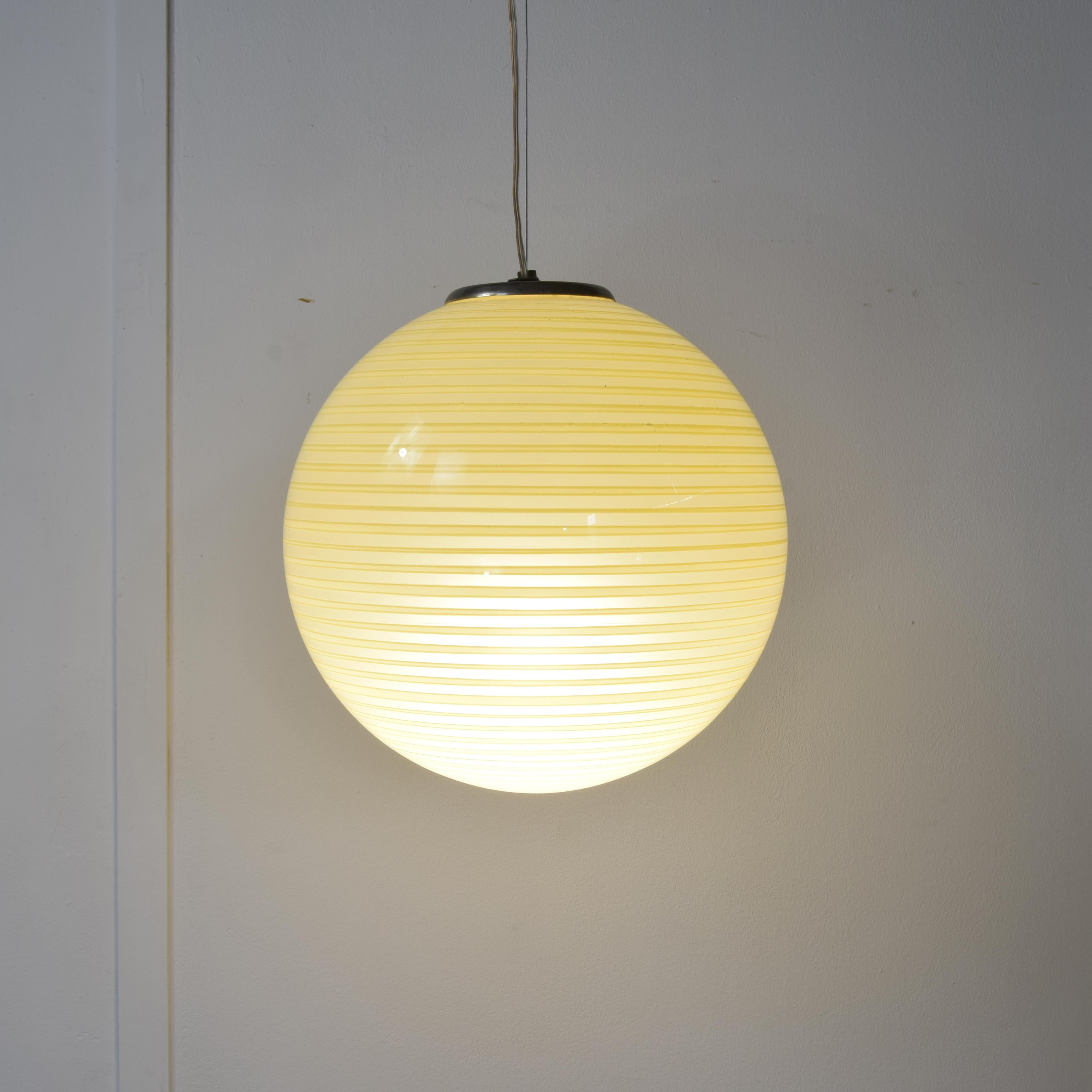 Murano glass pendant – Venice 1950s att.Venini . en venta 2