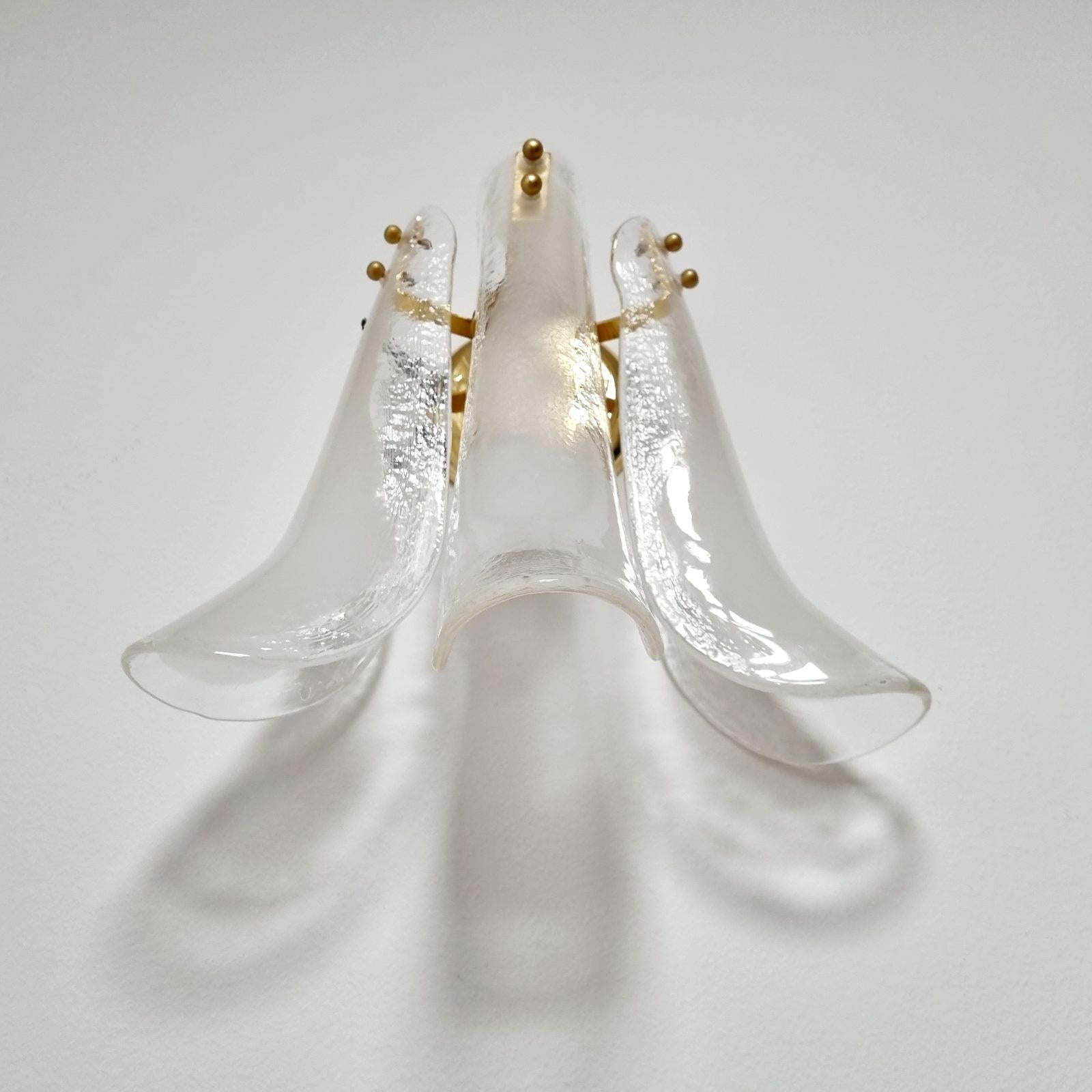 Murano Glass Petal Wall Sconces, Carlo Nason, Italy 80s, Pair In Excellent Condition In Lucija, SI