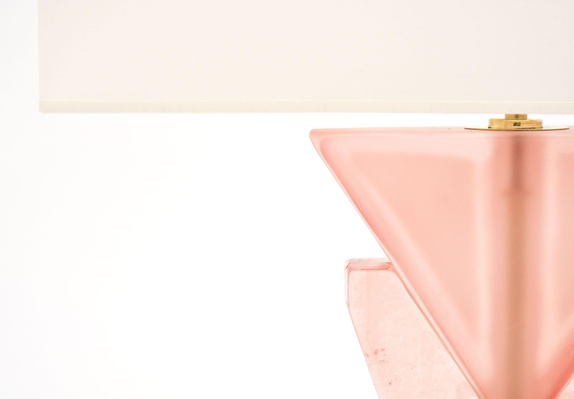 Verre de Murano Lampes TOTEM géométriques roses en verre de Murano en vente