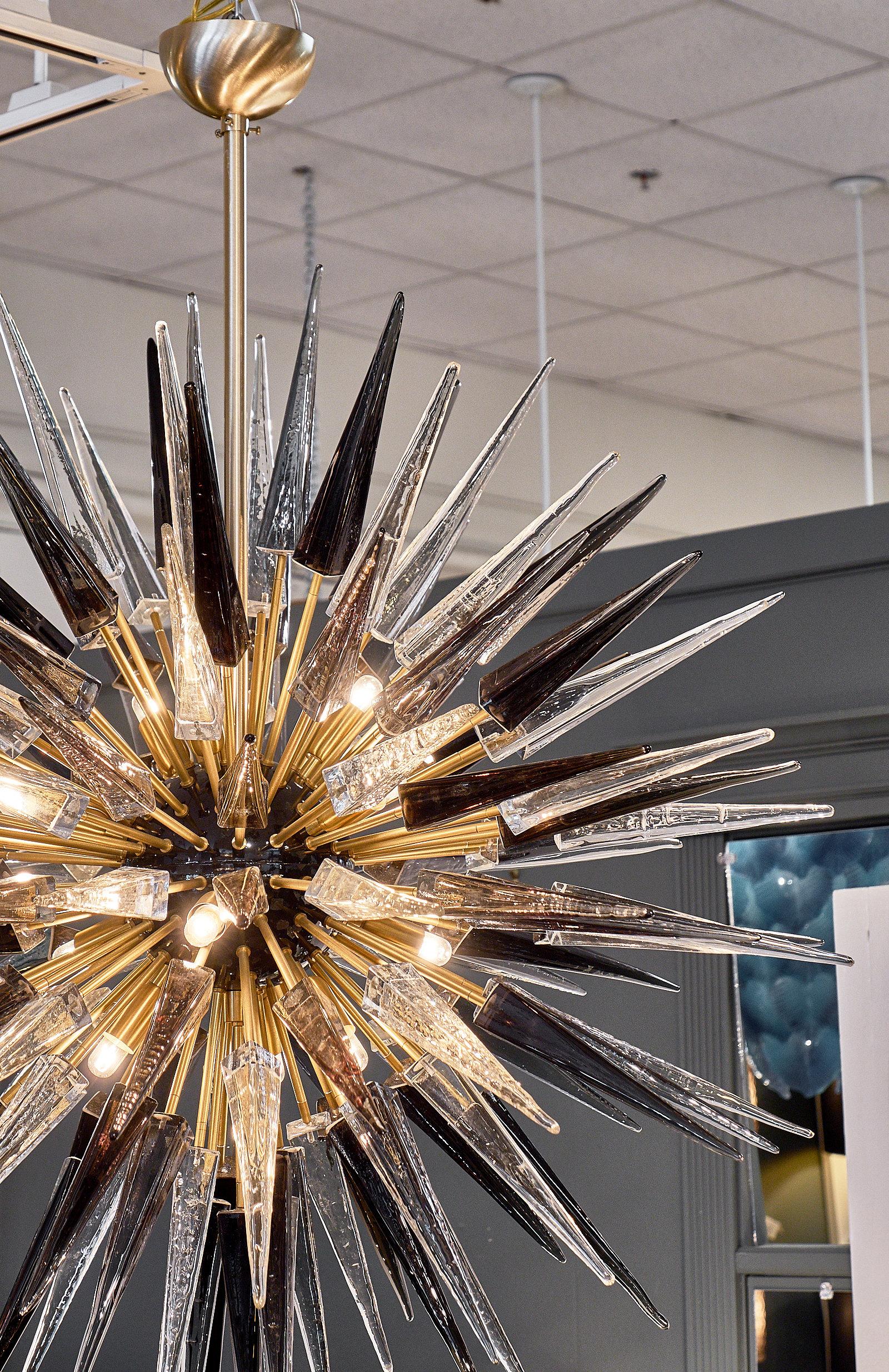 Italiano Lampadario Prisma Sputnik in vetro di Murano in vendita