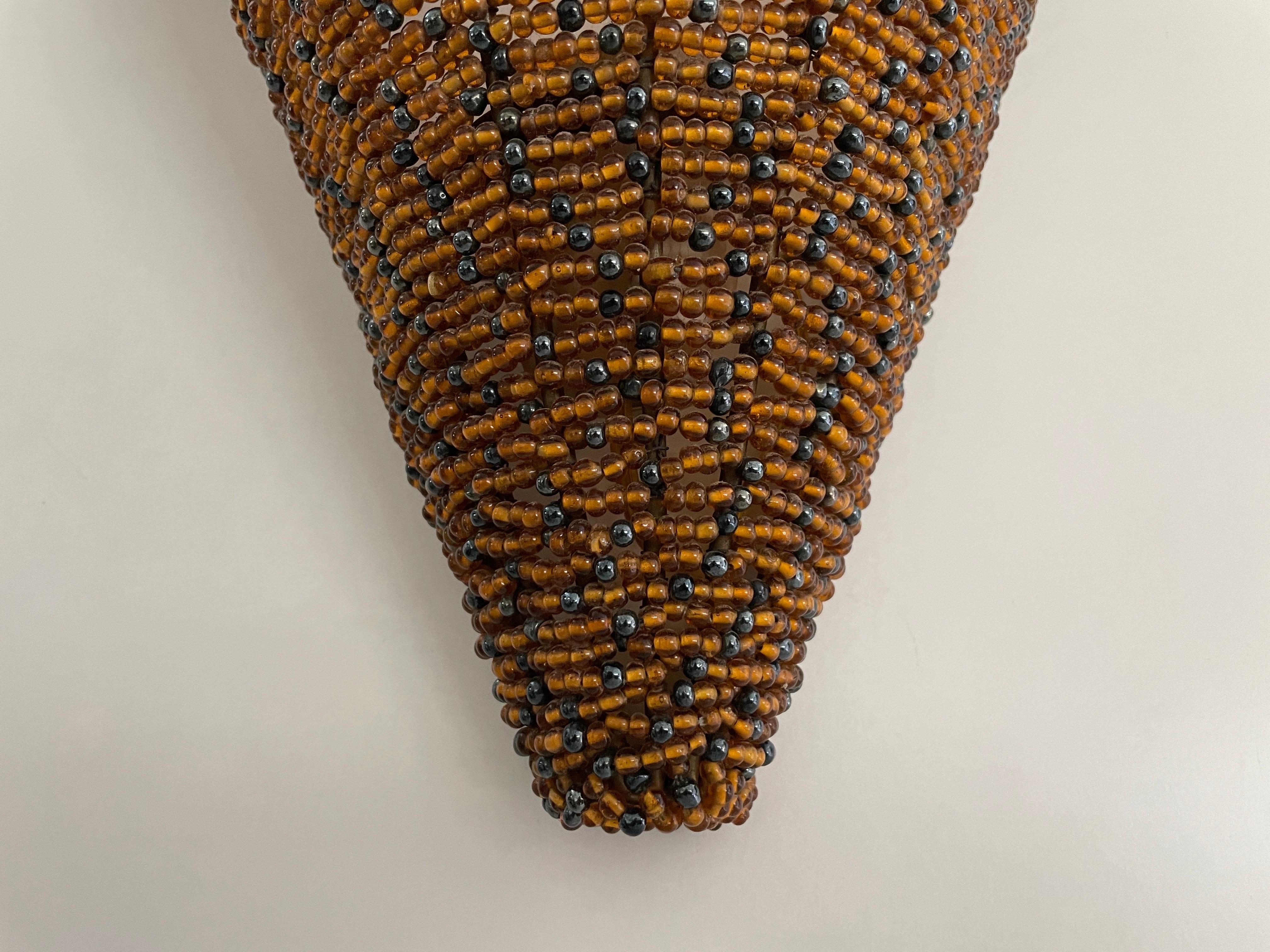 Coppia di lampade in vetro di Murano dal raro design conico, anni '60, Italia in vendita 1