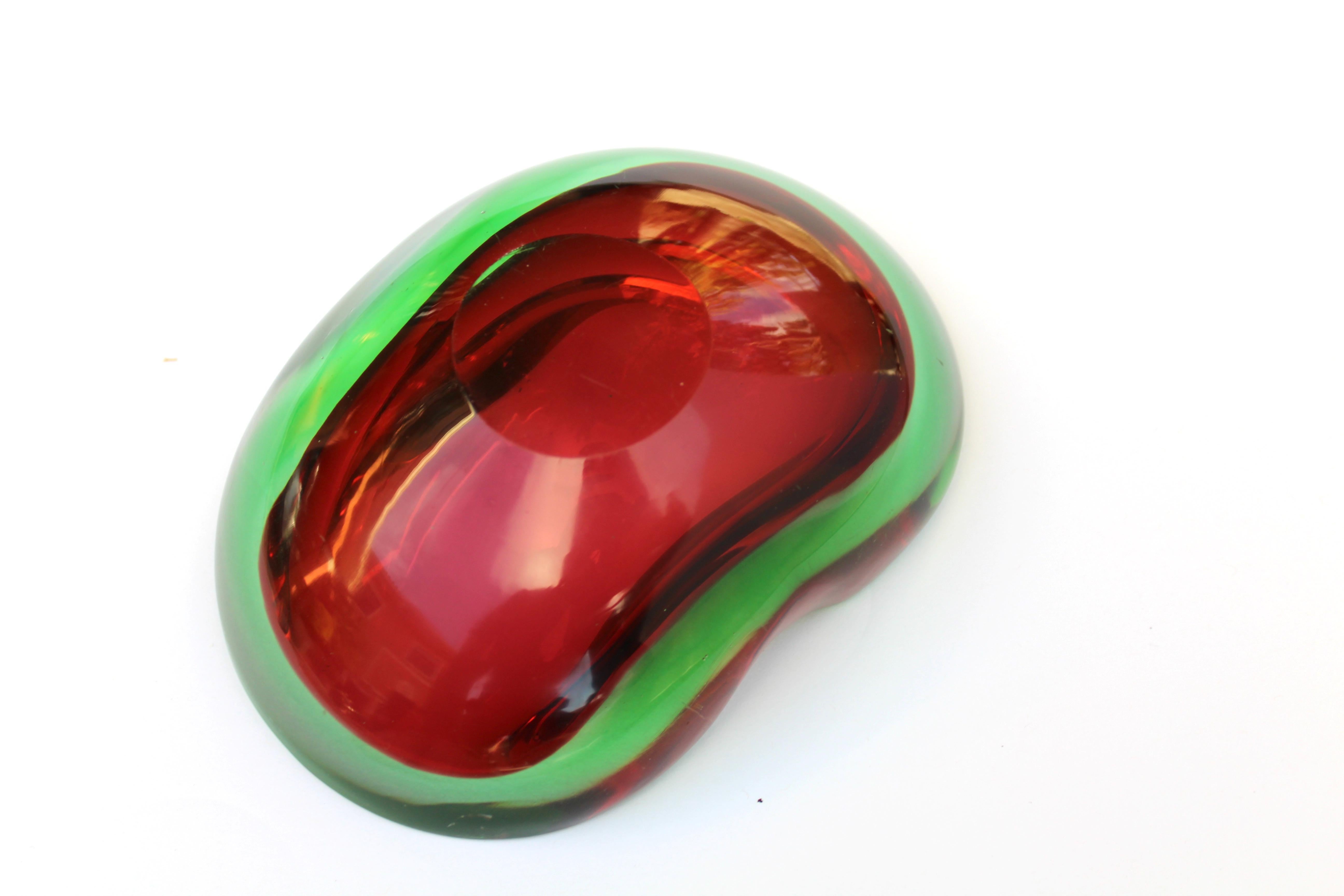 Murano Glass Red and Green Sommerso Ashtray and Bowl, 1960s 1