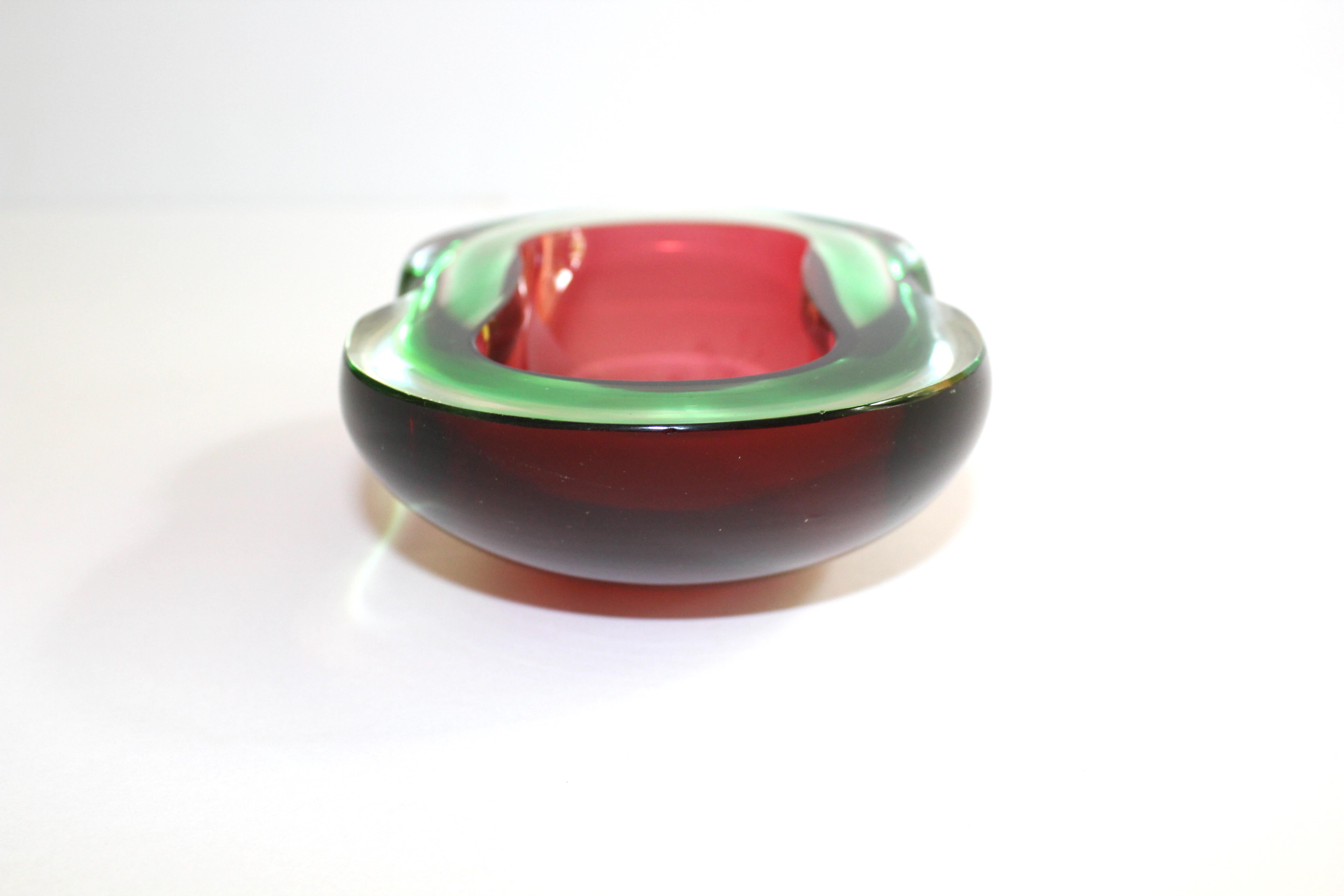 Mid-20th Century Murano Glass Red and Green Sommerso Ashtray and Bowl, 1960s