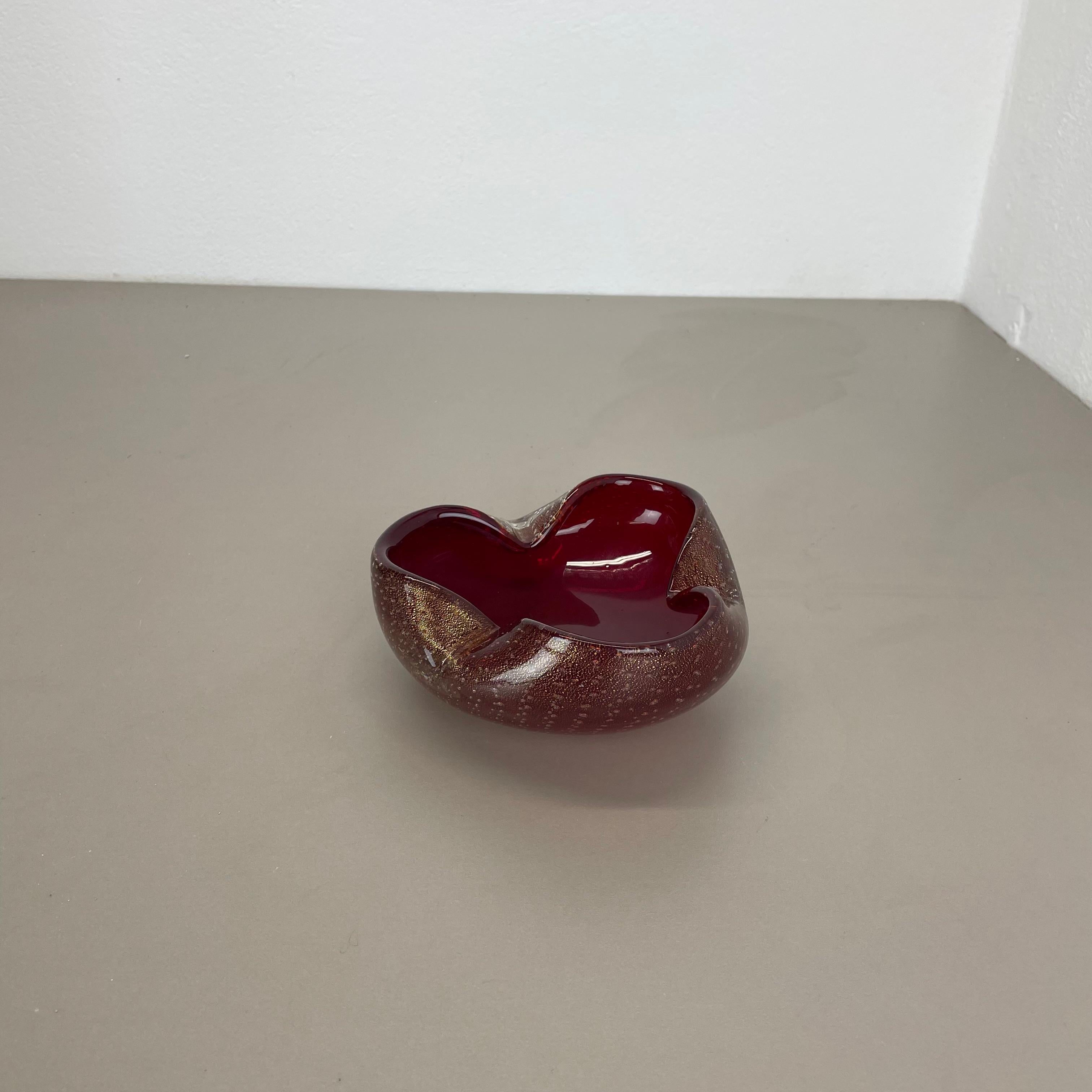 Mid-Century moderno Posacenere a conchiglia con elemento a ciotola in vetro di Murano 