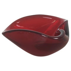 Murano Glass "red leaf" Bowl Element Shell Ashtray Murano, Italy, 1970s