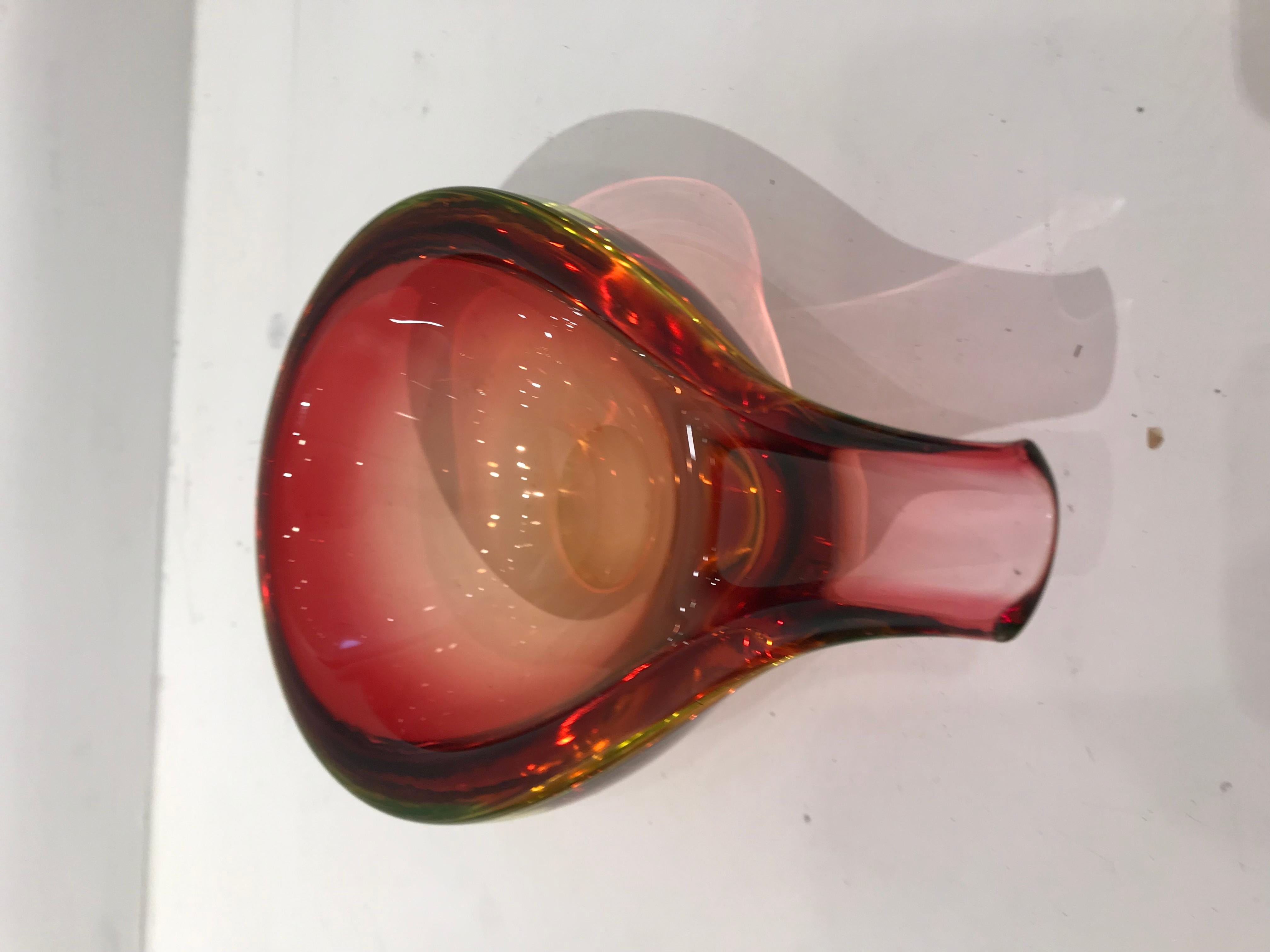 Murano Glass Red Pear Shaped Bowl In Good Condition In Montreal, QC