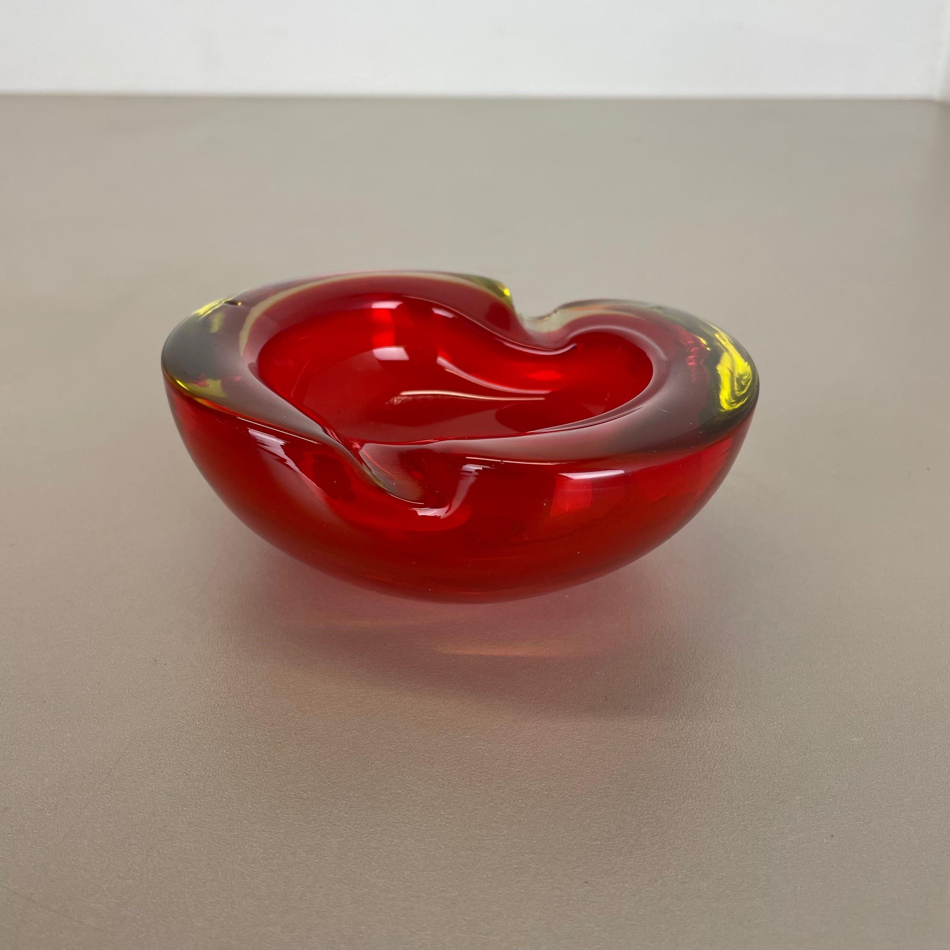 murano red glass bowl