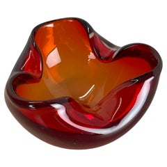 Cristal de Murano "ROJO-AMARILLO  Cenicero de concha de elemento de cuenco Murano, Italia, años 70
