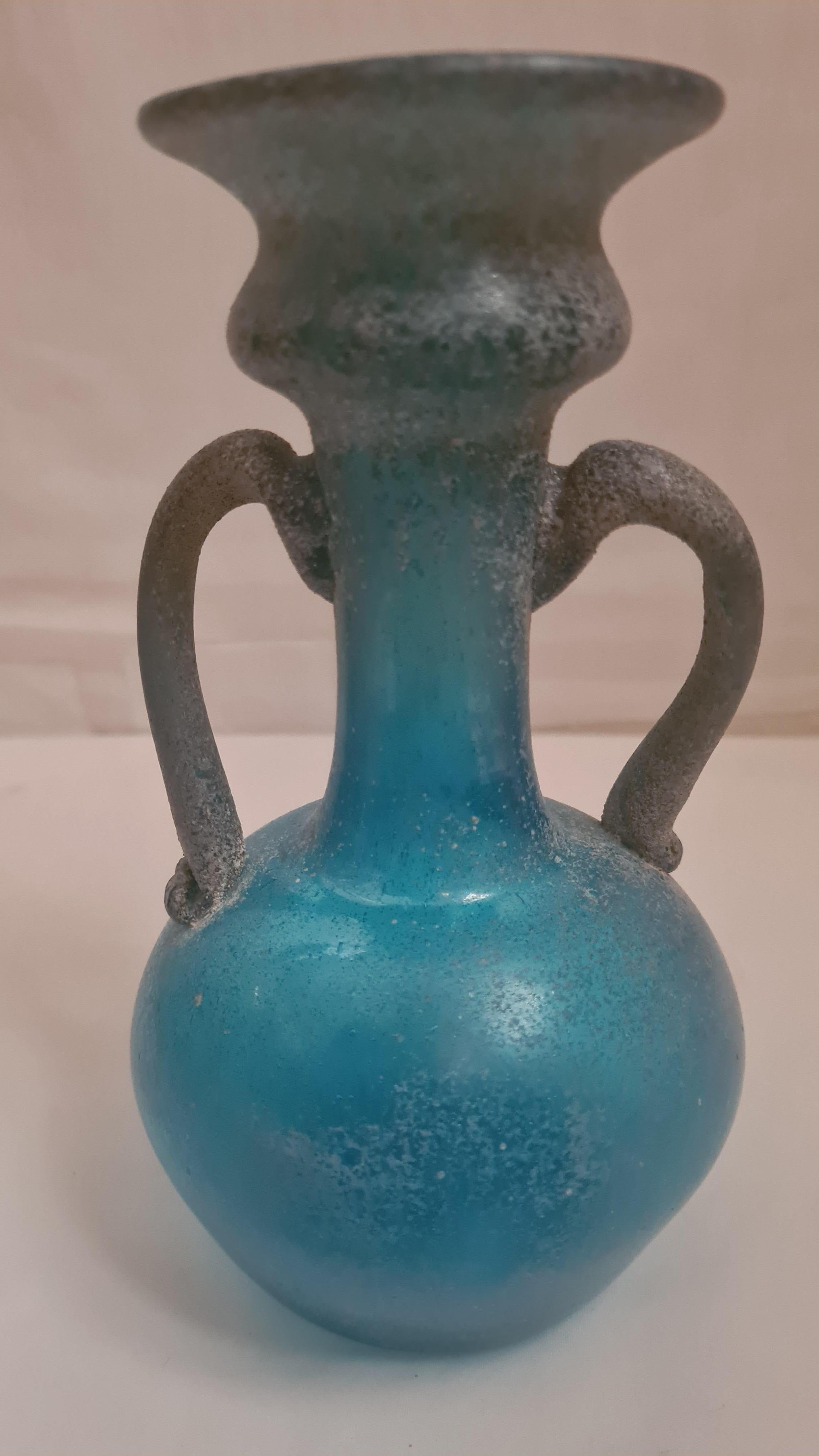 Murano Glass 'Roman Style' Vase Signed by Archimede Seguso In Excellent Condition In Grantham, GB