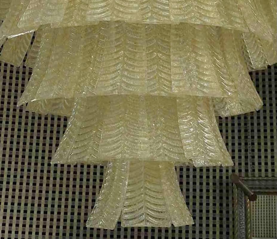 Mid-Century Modern Lustre et pendentif du milieu du siècle dernier en verre de Murano rond de couleur or, 2020 en vente