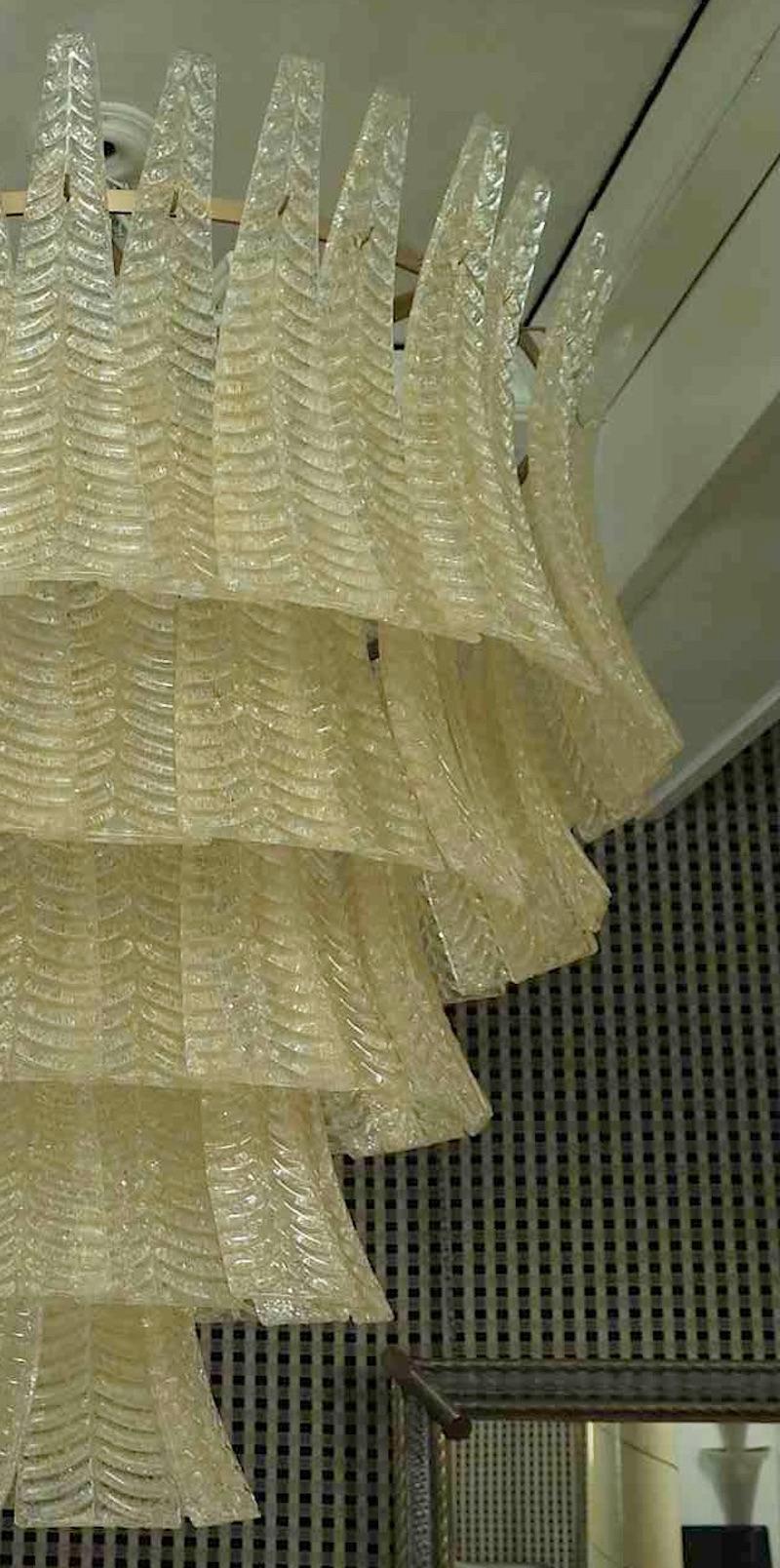 Lustre et pendentif du milieu du siècle dernier en verre de Murano rond de couleur or, 2020 en vente 1