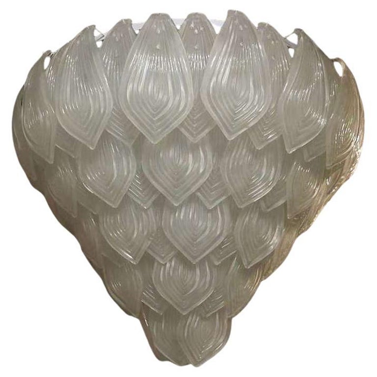 Lampadario e pendente italiano rotondo in vetro di Murano di colore bianco ghiaccio, 2020