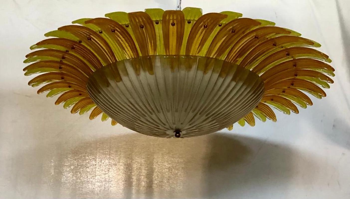 Lustre en verre de Murano jaune rond du milieu du siècle, 1980 en vente 4