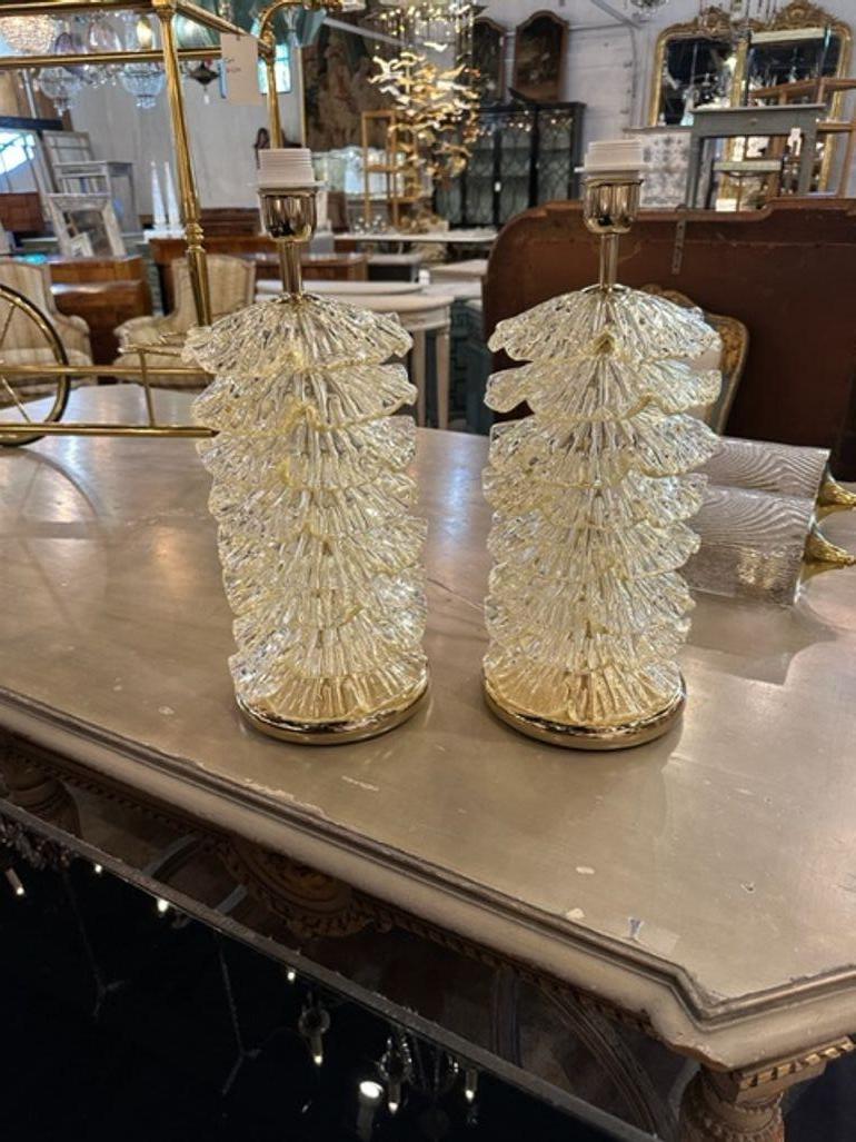Paar moderne Lampen aus Murano-Glas und Messing mit Rüschen. Diese sind ein Favorit der Top-Designer!