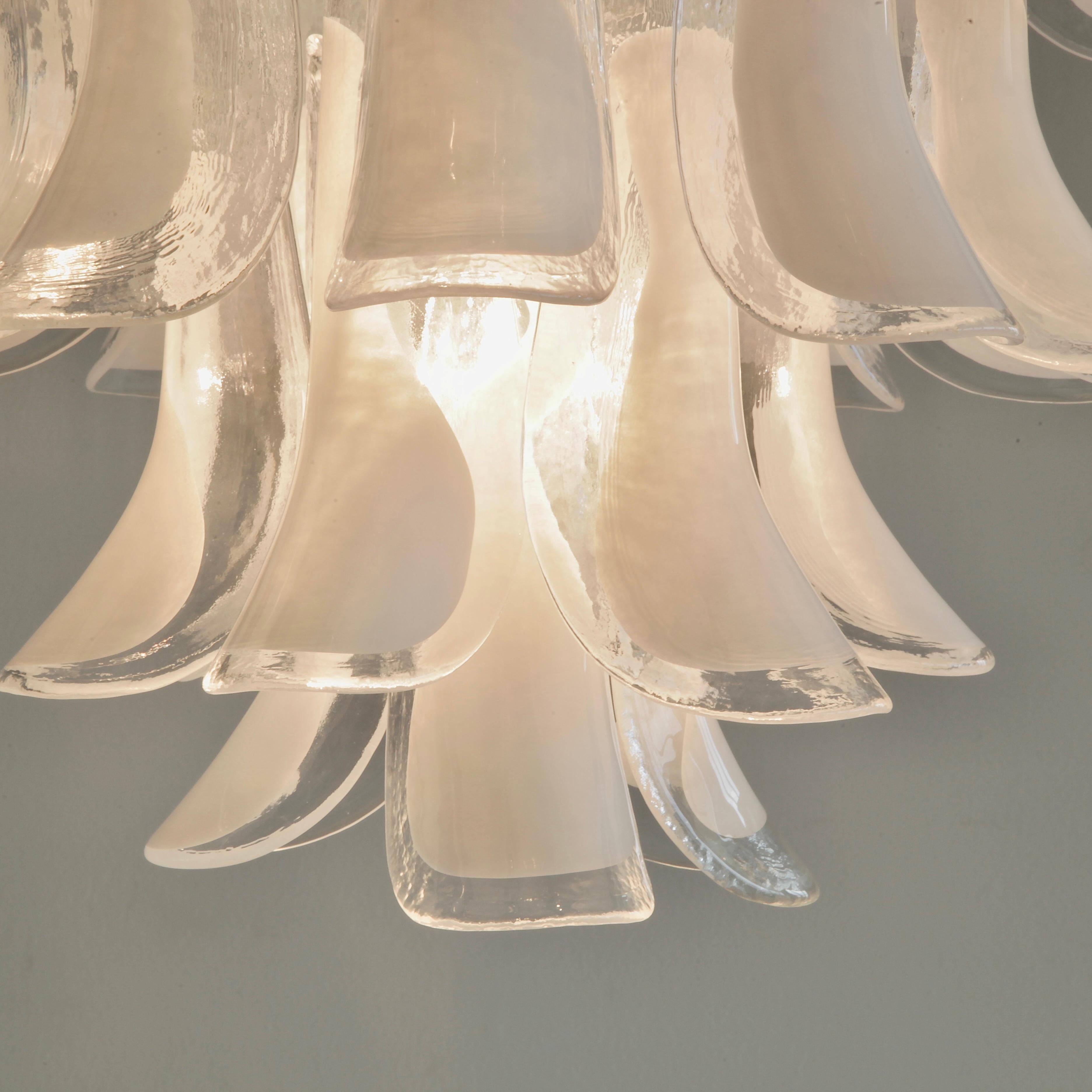 MURANO Glass Saddle Form eight-tier Chandelier In Good Condition In Berlin, Berlin